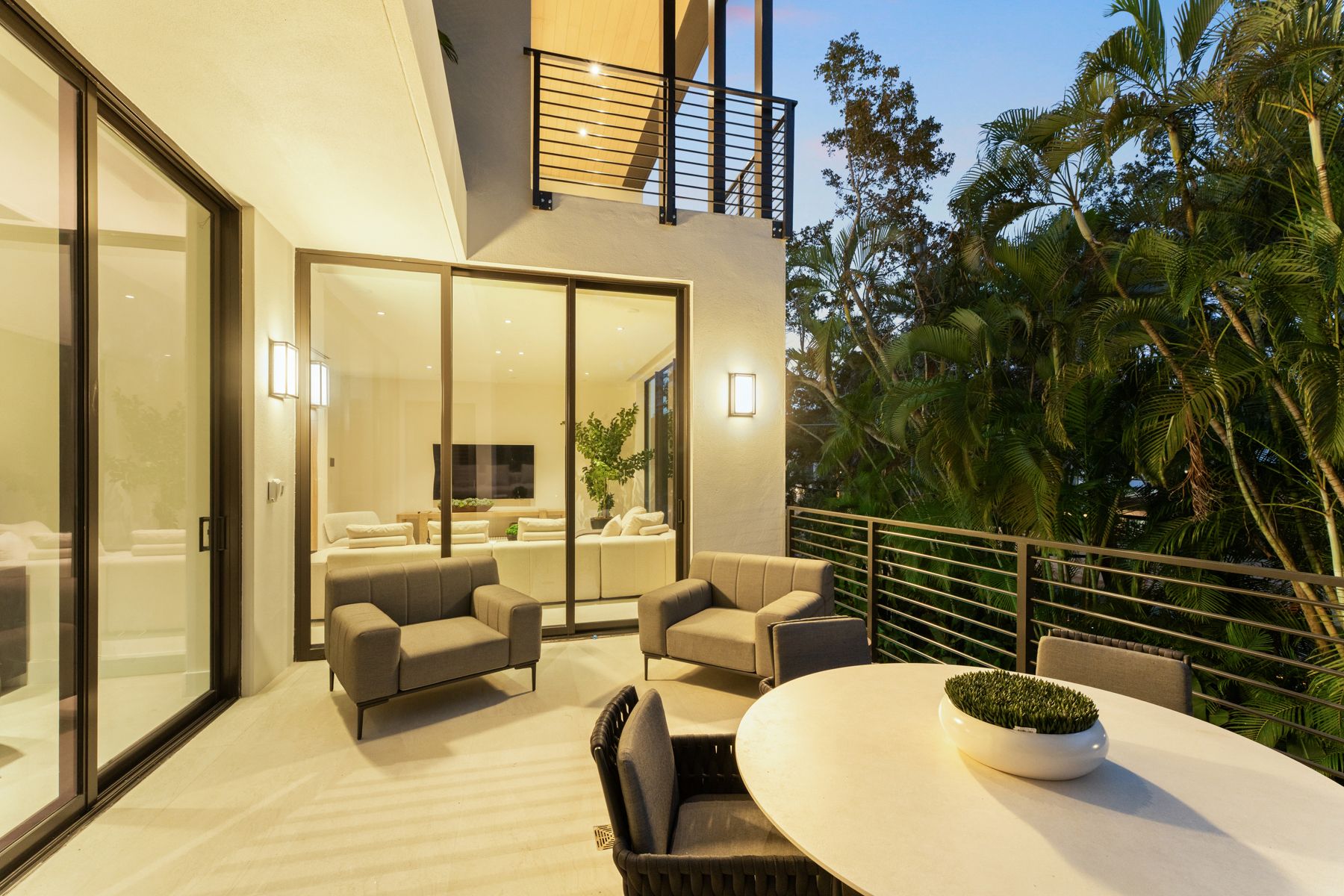 3551 Crystal Court Miami FL 33133
