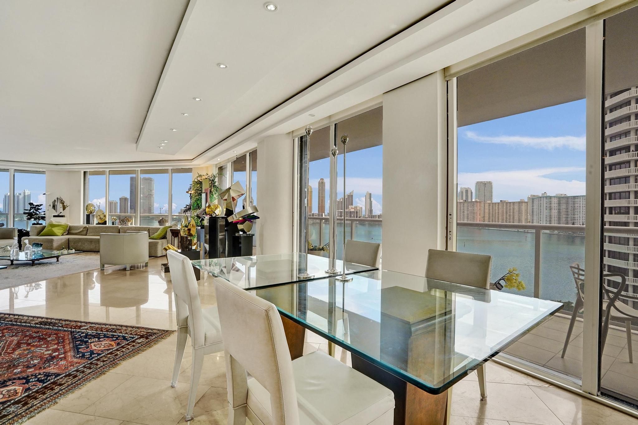 4000 Island Boulevard Aventura FL 33160