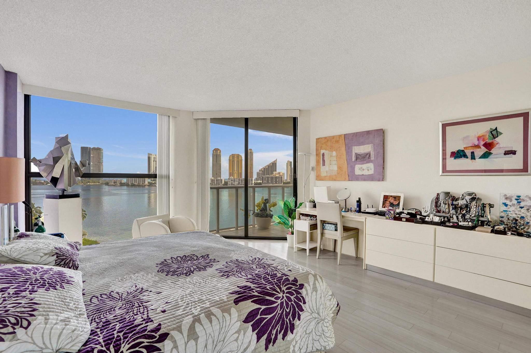 4000 Island Boulevard Aventura FL 33160