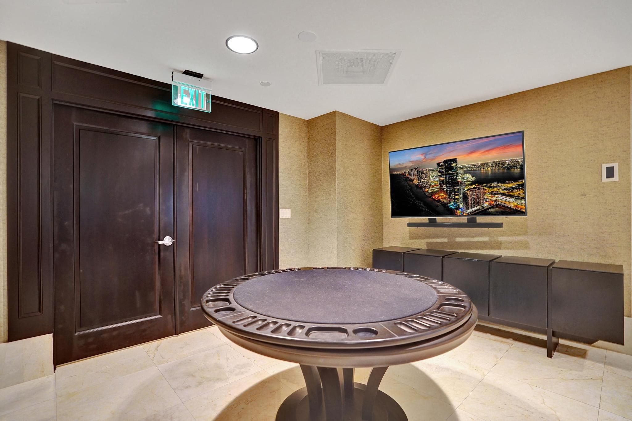 4000 Island Boulevard Aventura FL 33160