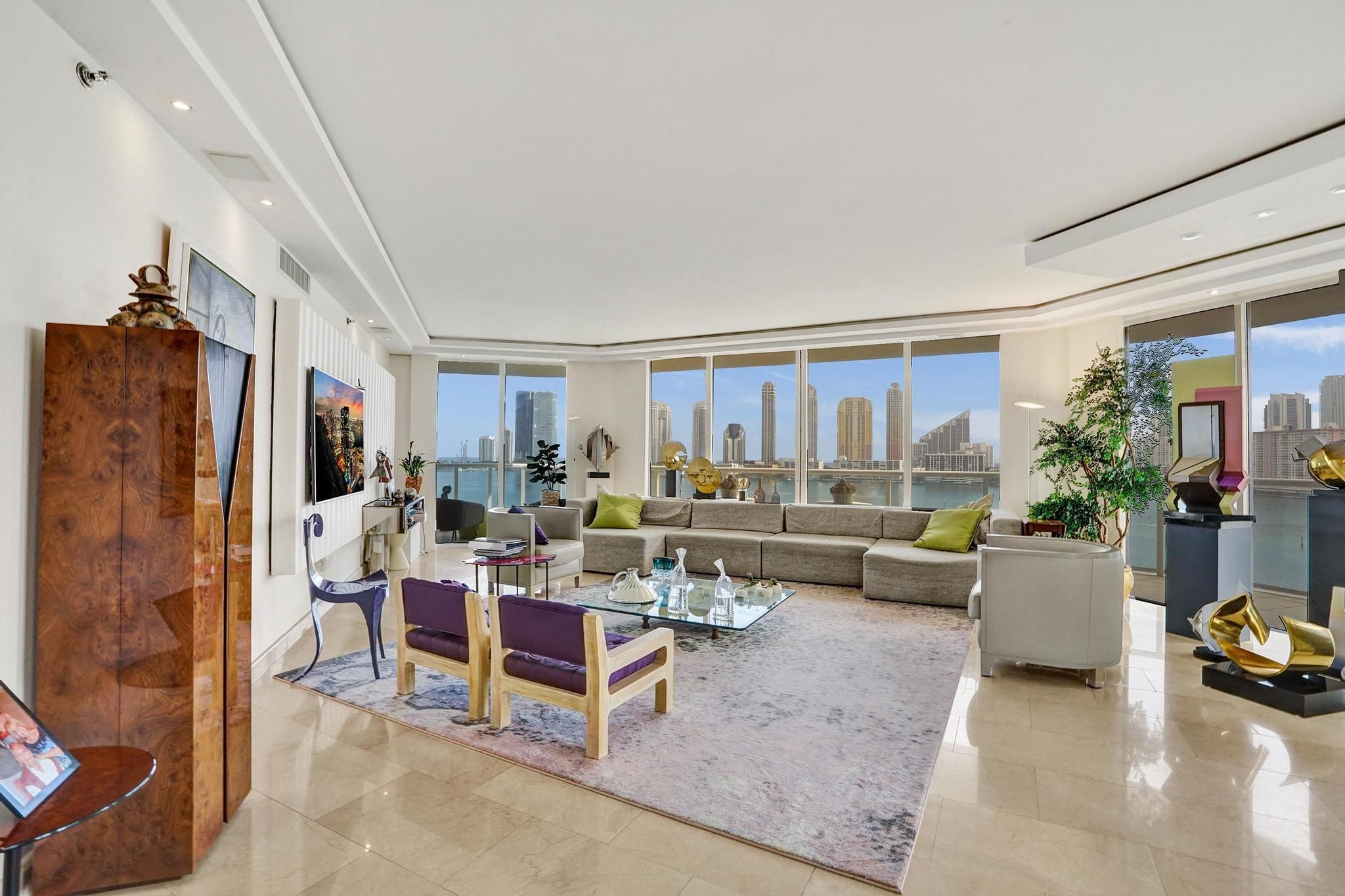 4000 Island Boulevard Aventura FL 33160