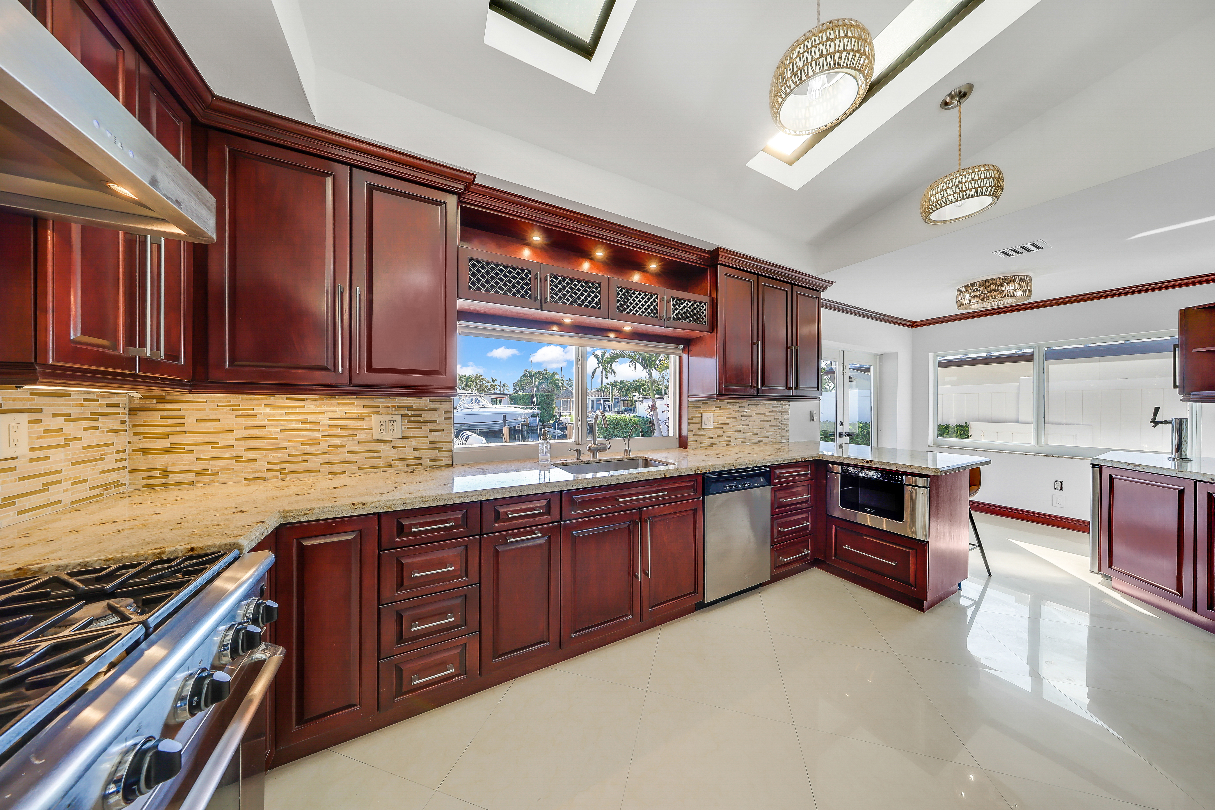 800 SE 3rd Terrace Pompano Beach FL 33060