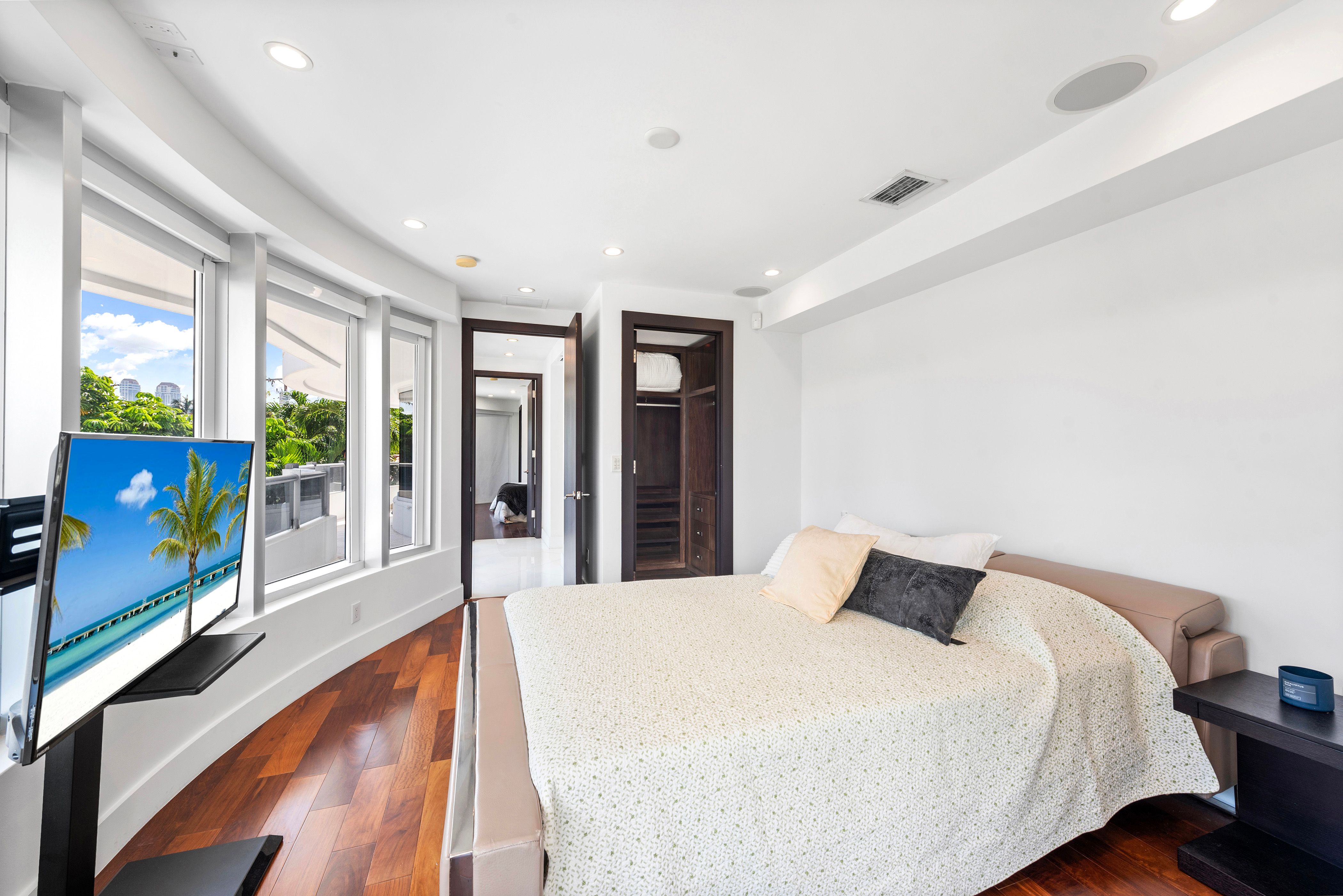 3344 NE 167th Street North Miami Beach FL 33160