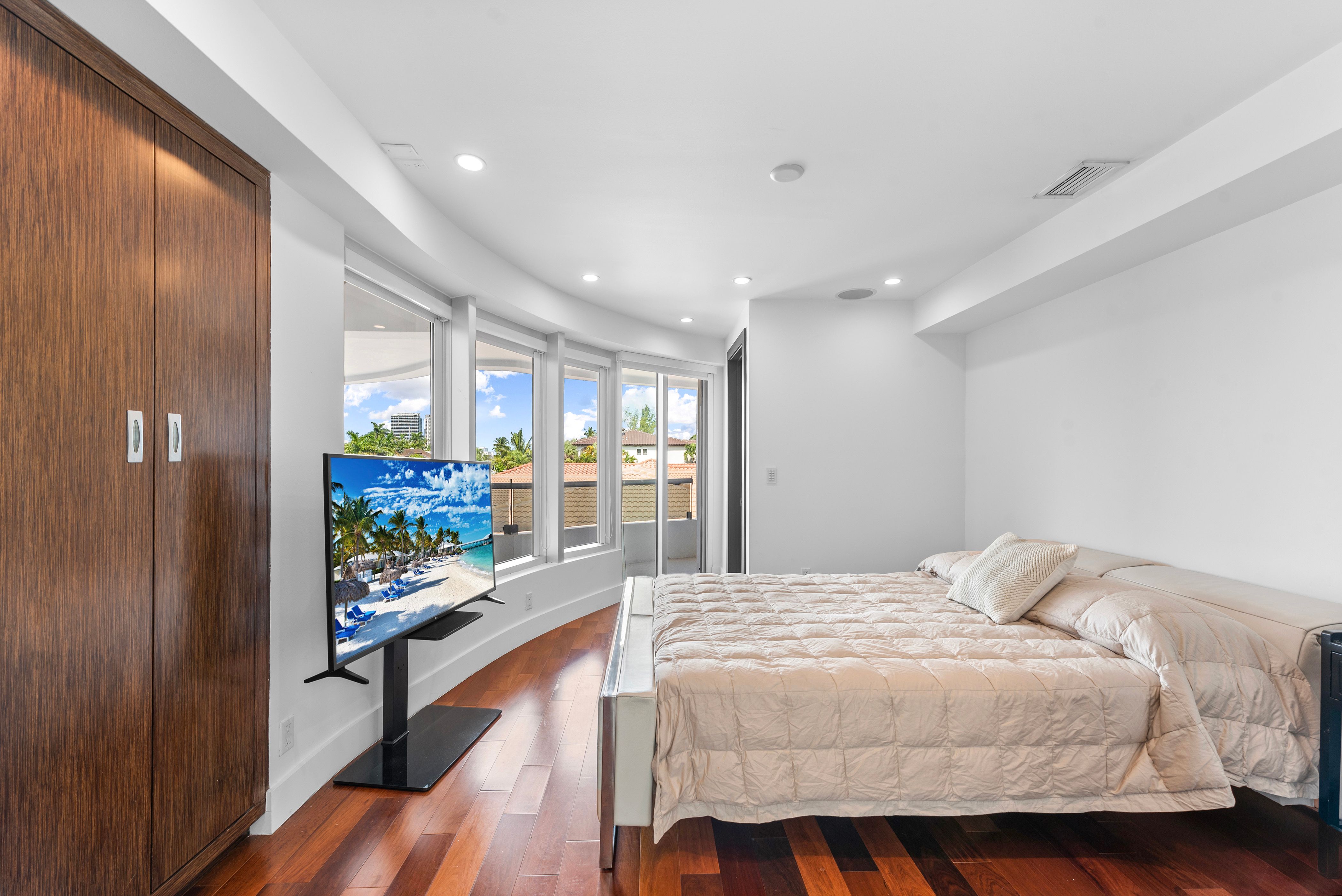 3344 NE 167th Street North Miami Beach FL 33160
