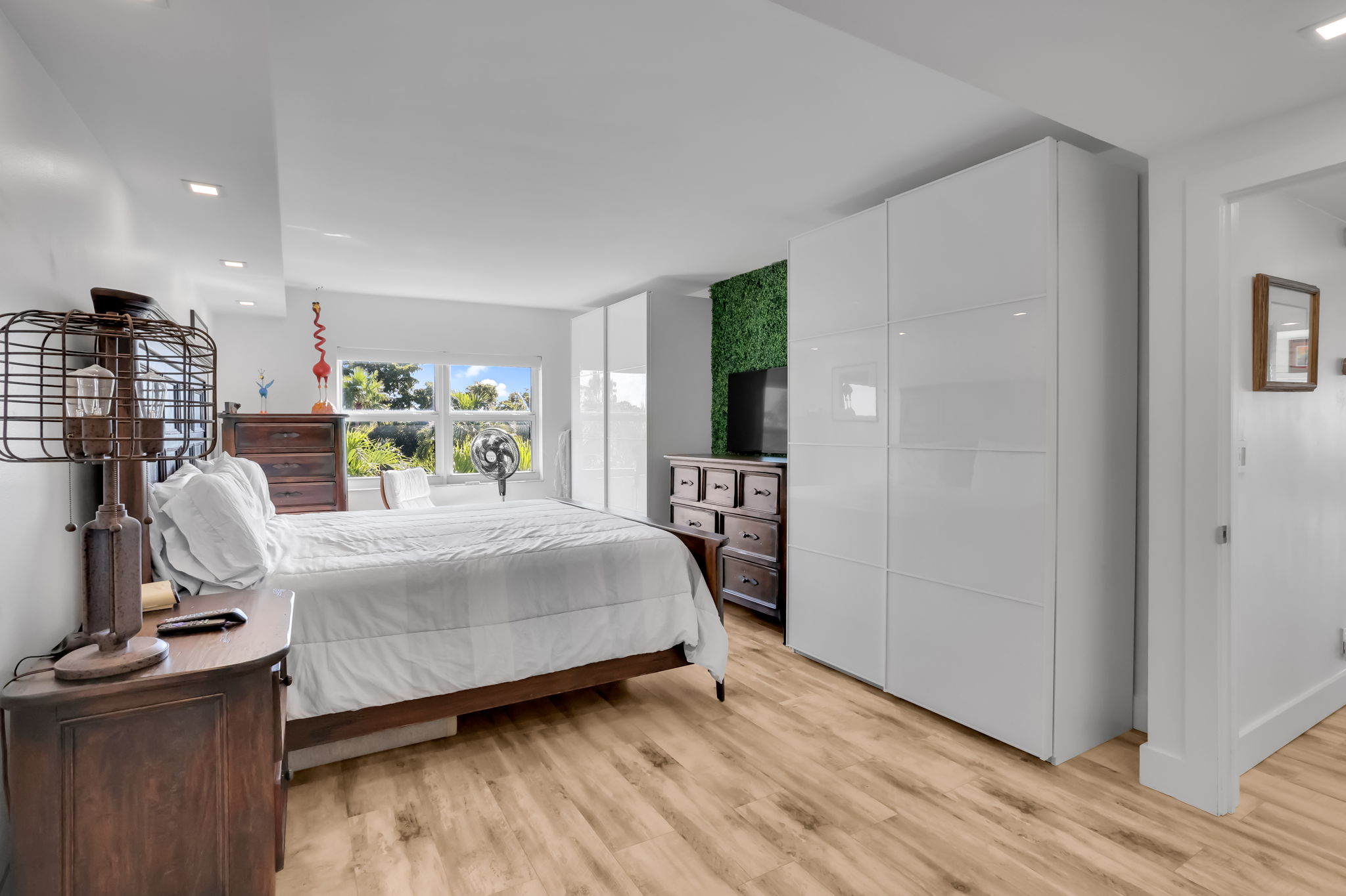 1839 Middle River Drive Fort Lauderdale FL 33305