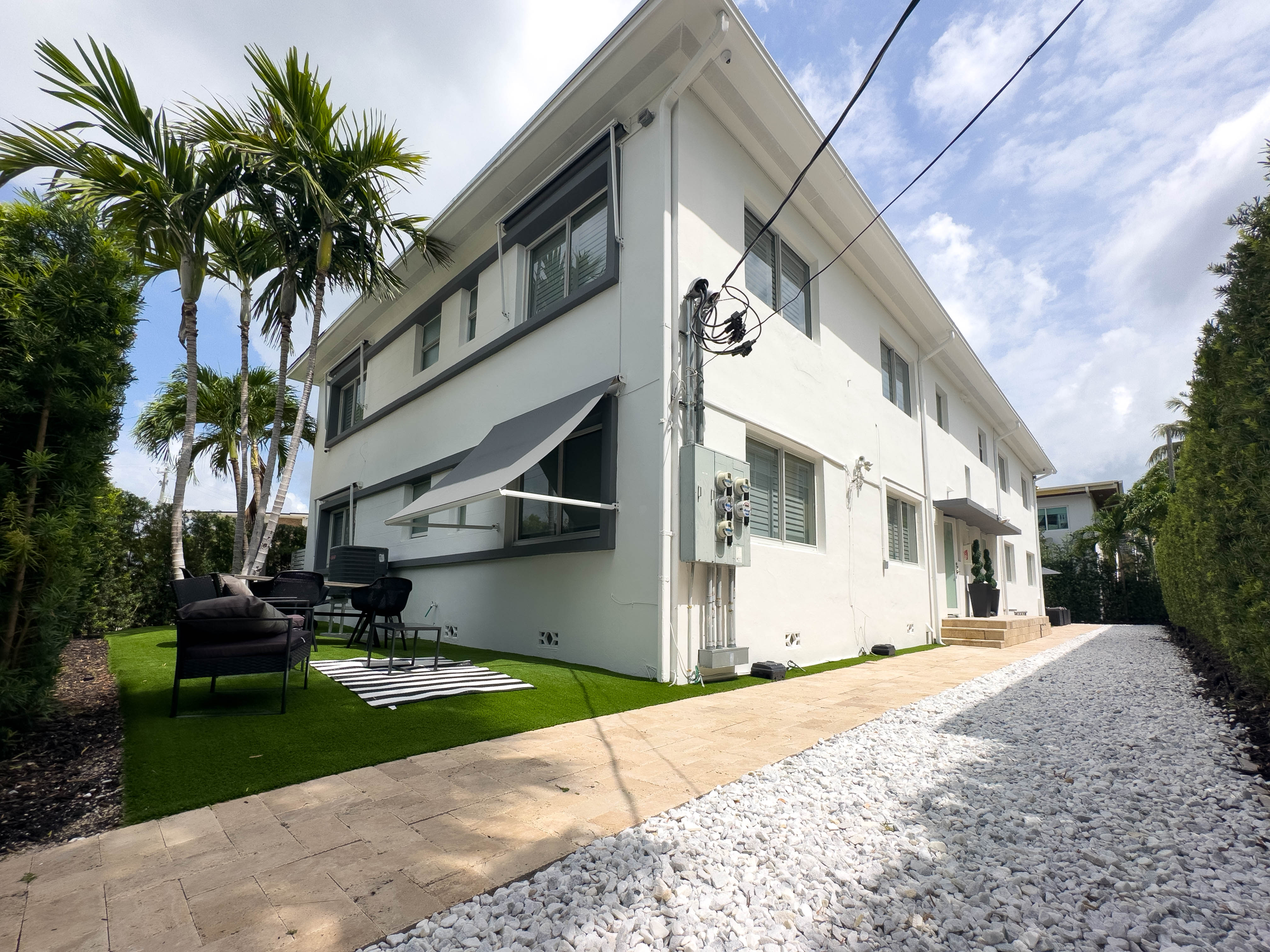 3909 Garden Avenue Miami Beach FL 33140