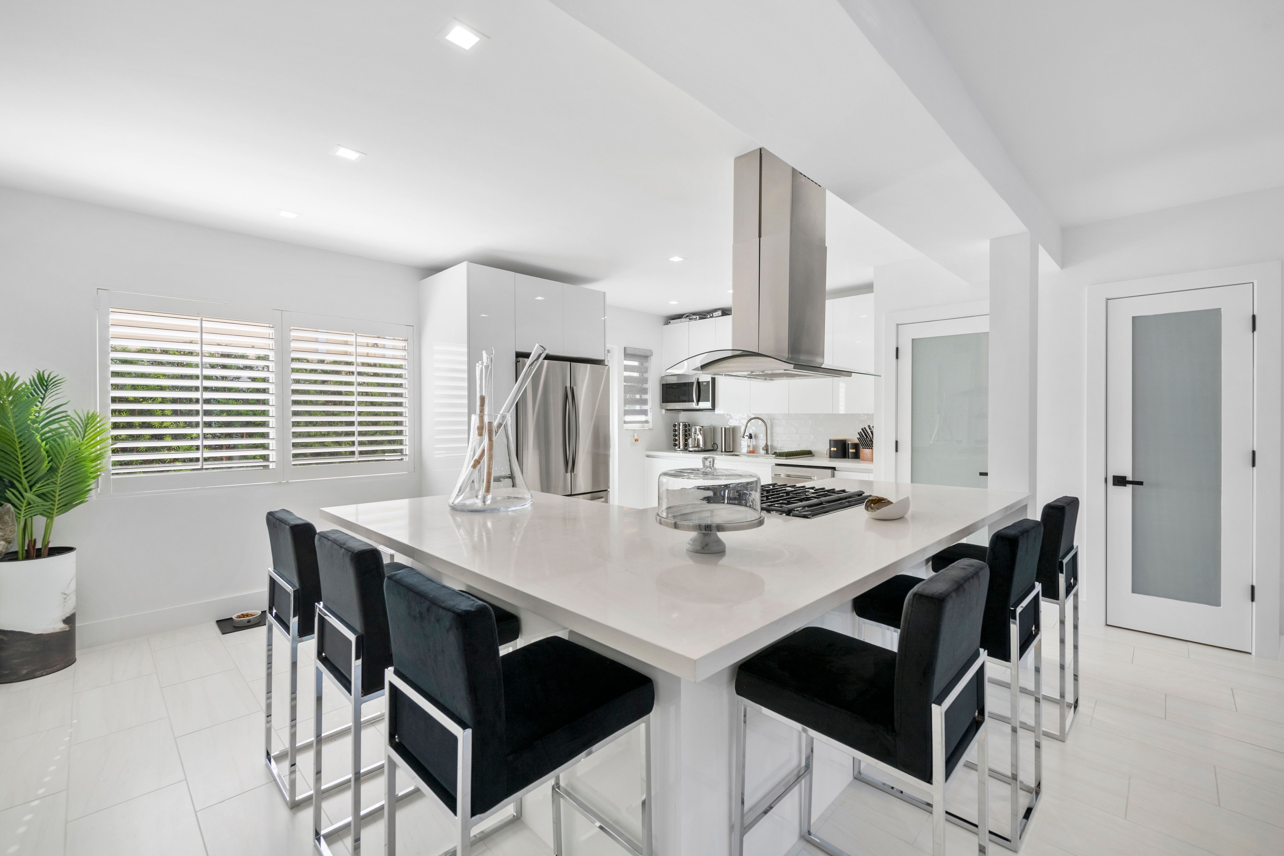 3909 Garden Avenue Miami Beach FL 33140