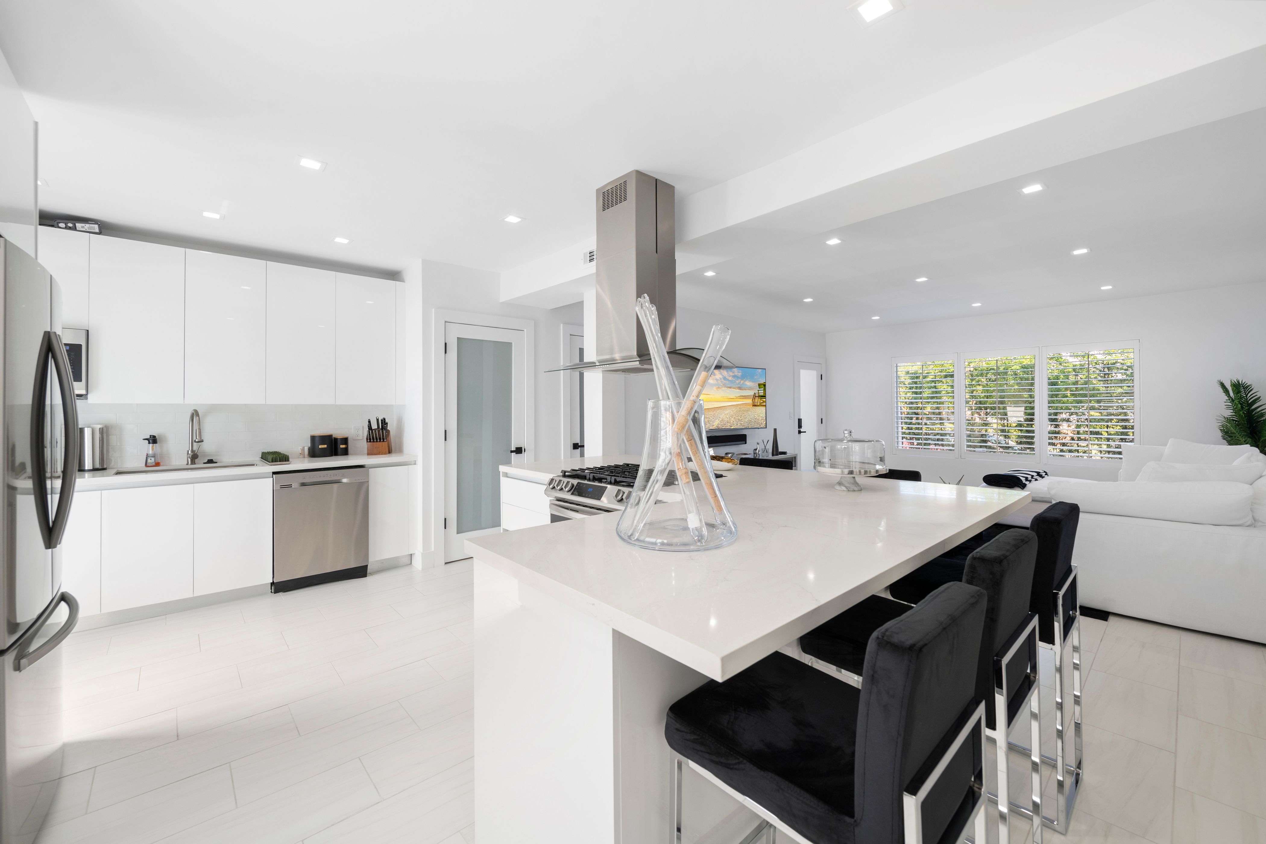 3909 Garden Avenue Miami Beach FL 33140