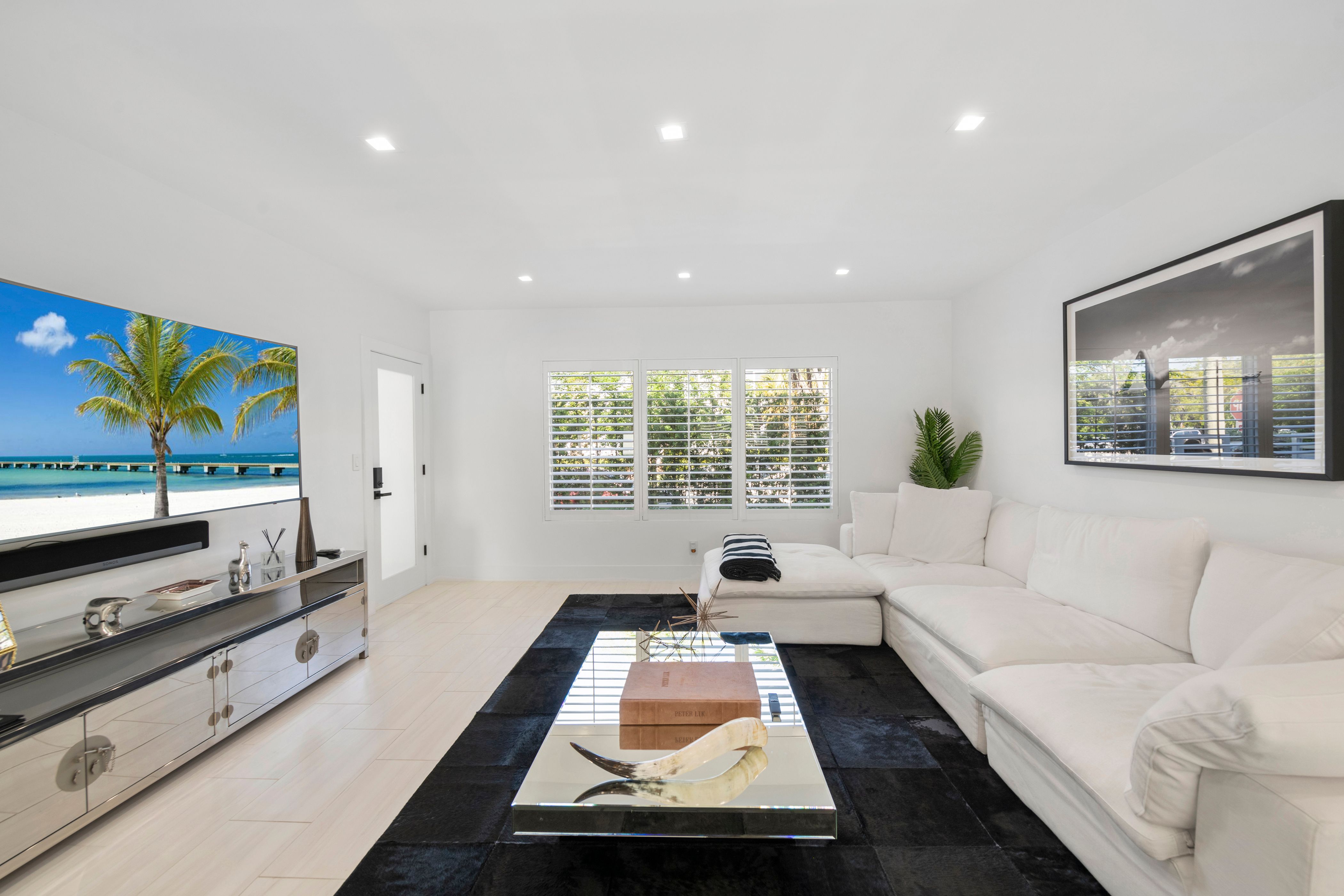 3909 Garden Avenue Miami Beach FL 33140