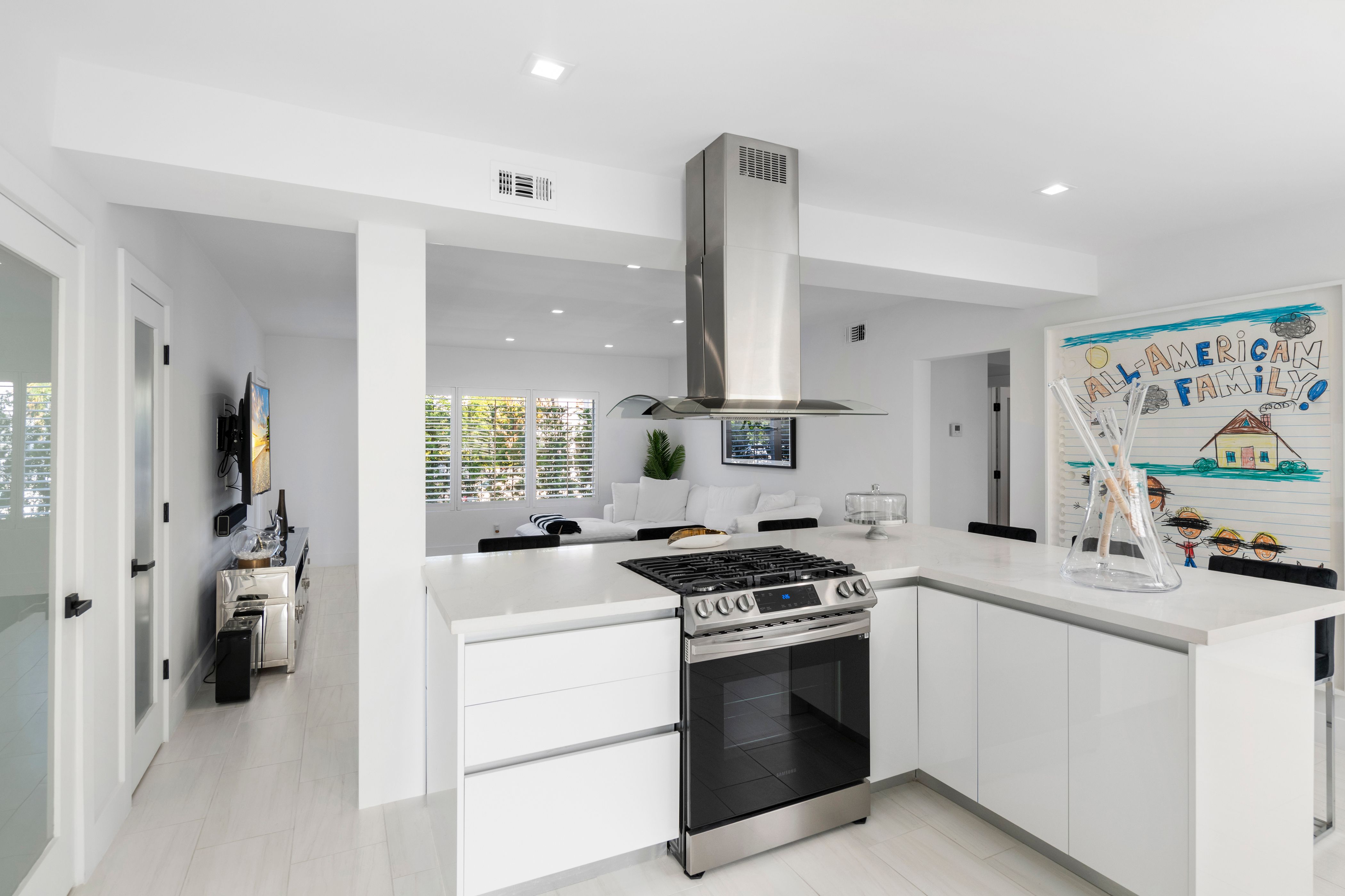 3909 Garden Avenue Miami Beach FL 33140