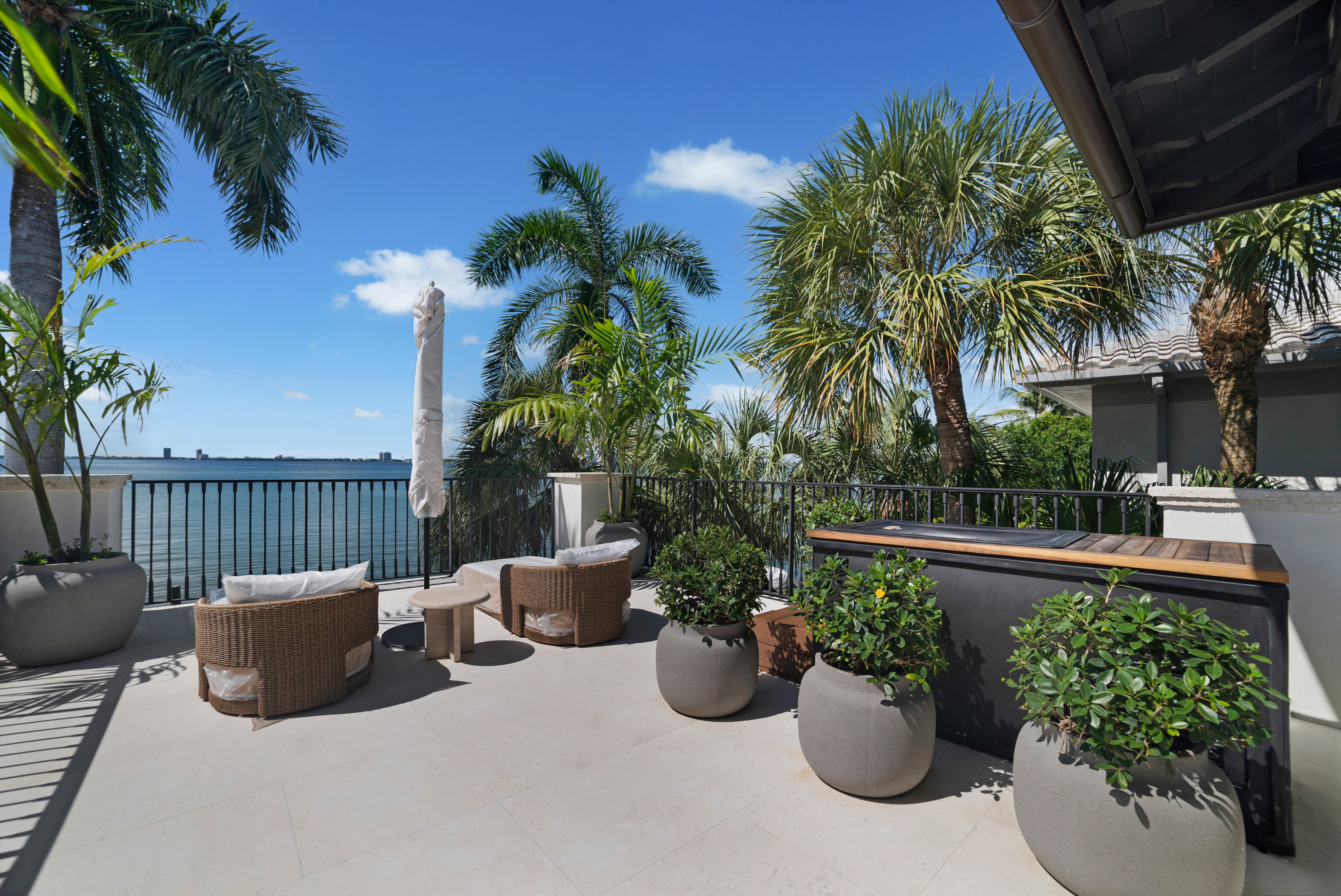 5300 N Bay Road Miami Beach FL 33140