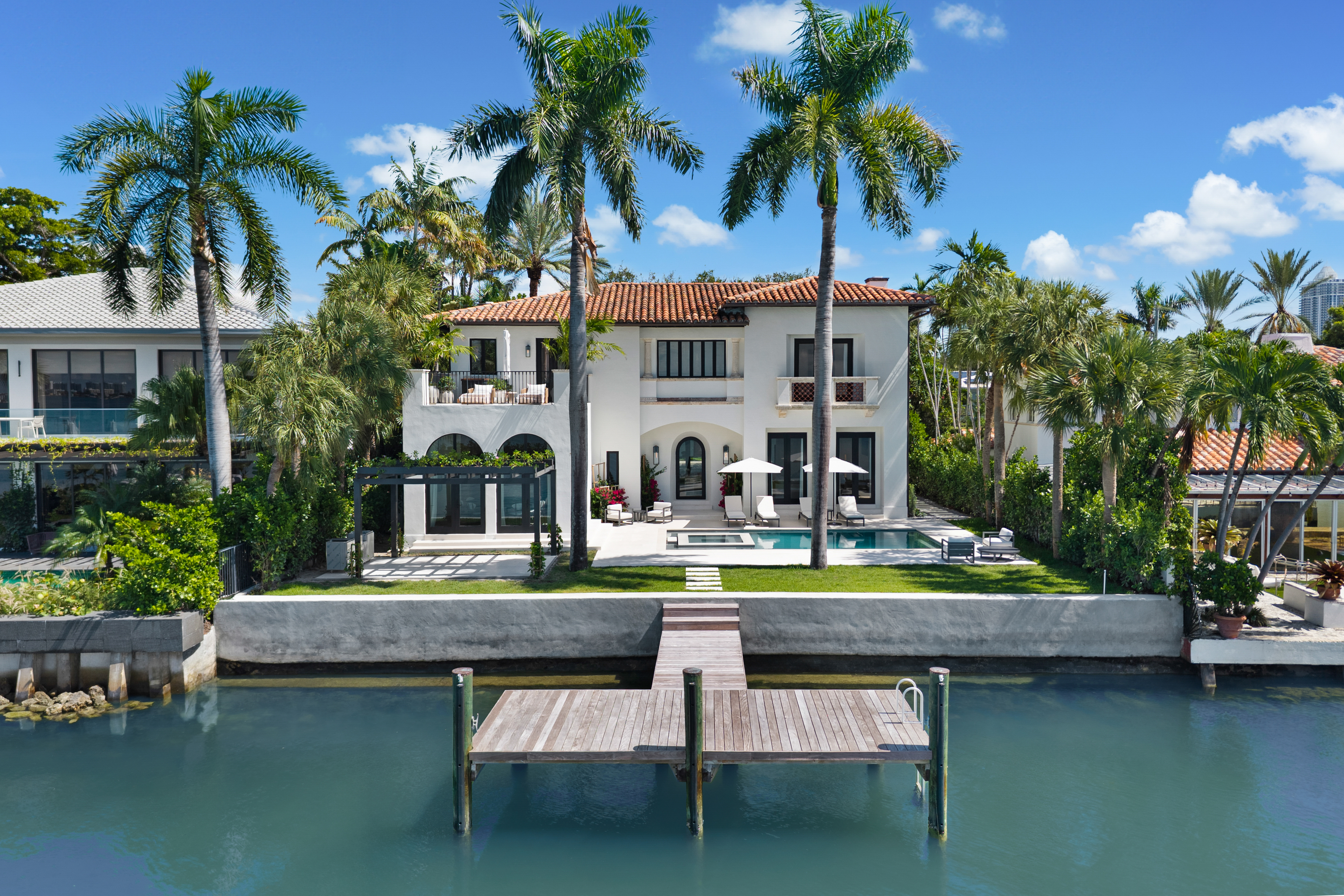 5300 N Bay Road Miami Beach FL 33140