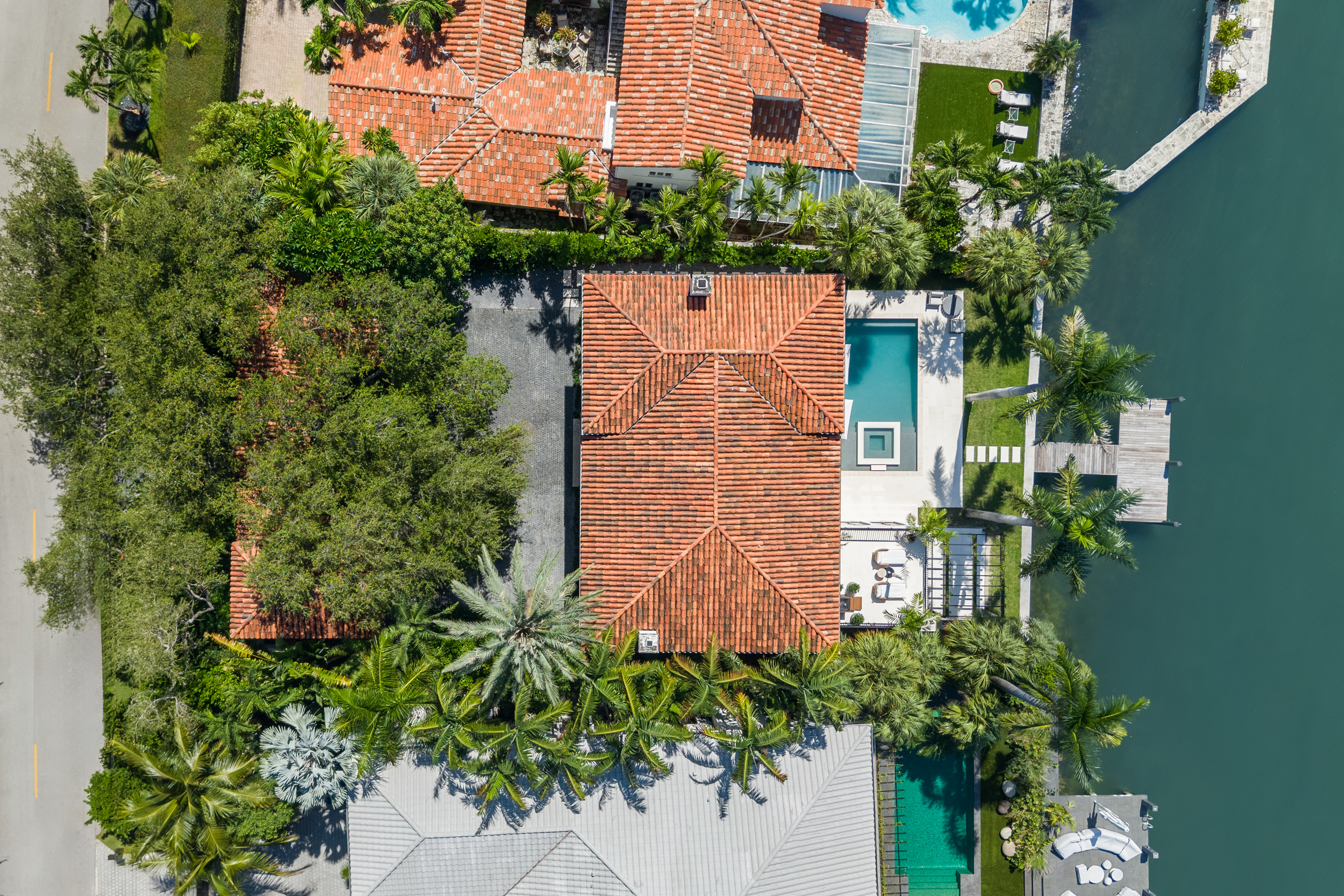 5300 N Bay Road Miami Beach FL 33140