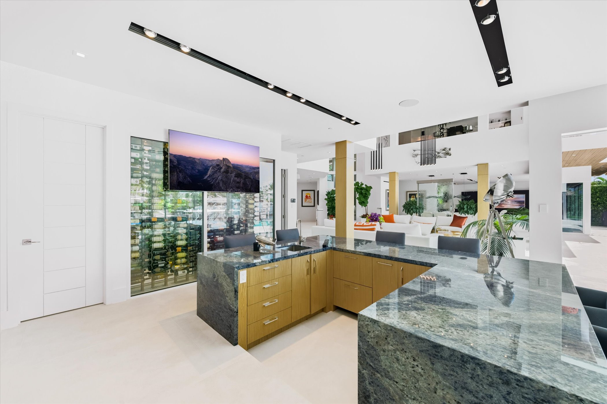 14 N Isla Bahia Drive Fort Lauderdale FL 33316