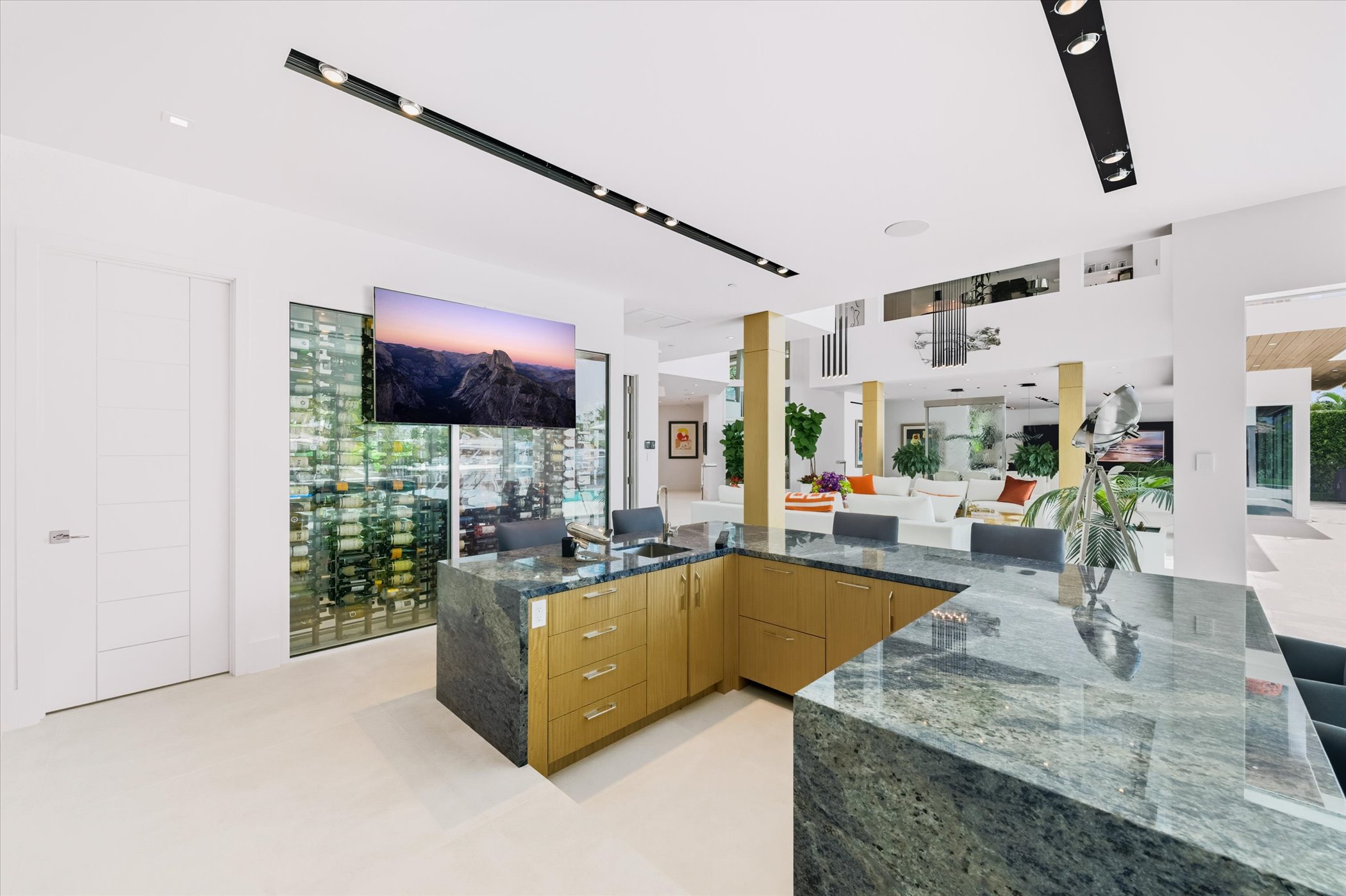 14 N Isla Bahia Drive Fort Lauderdale FL 33316