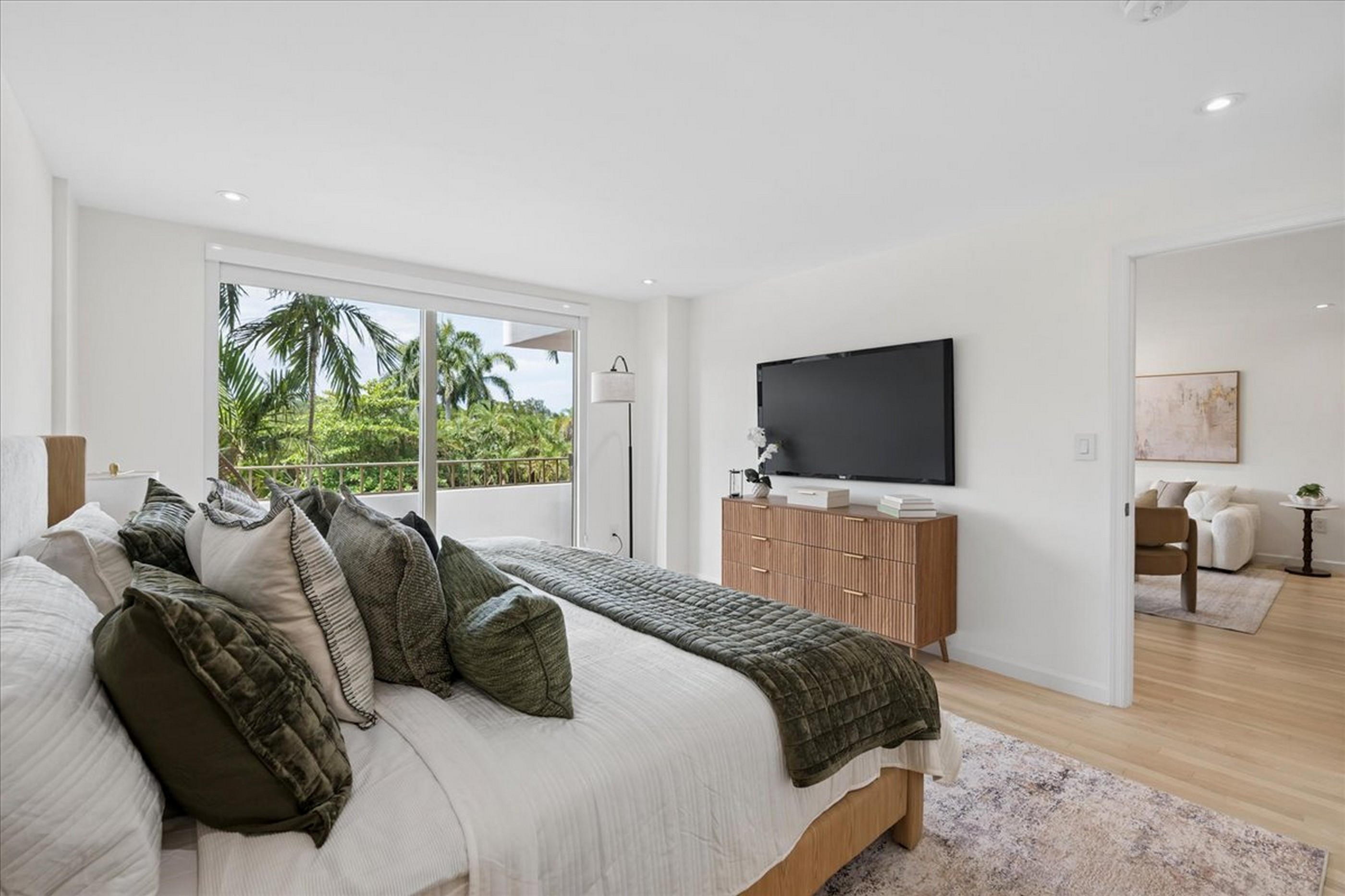 155 Ocean Lane Drive Key Biscayne FL 33149