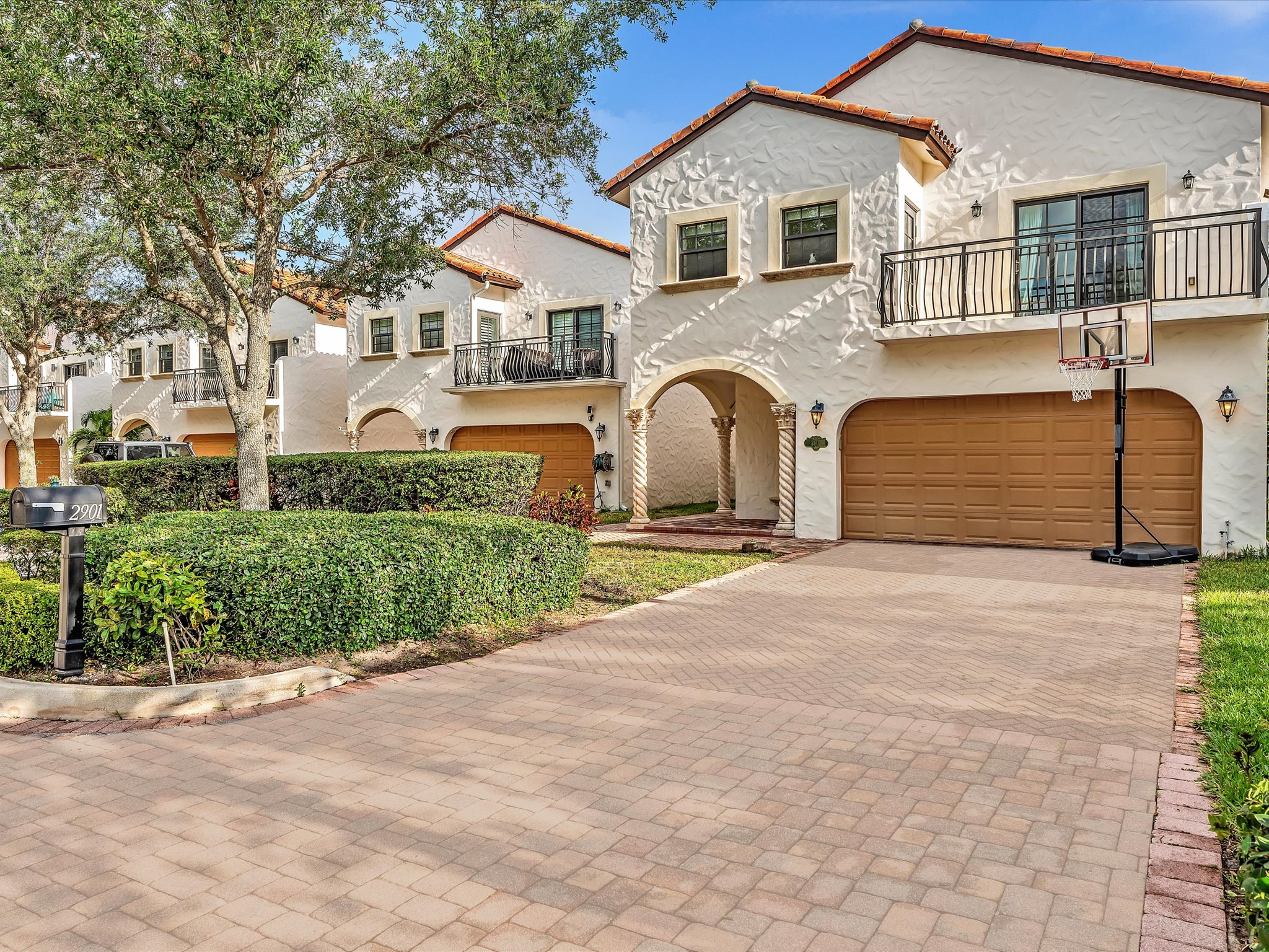 2901 Hidden Harbour Street Dania Beach FL 33312
