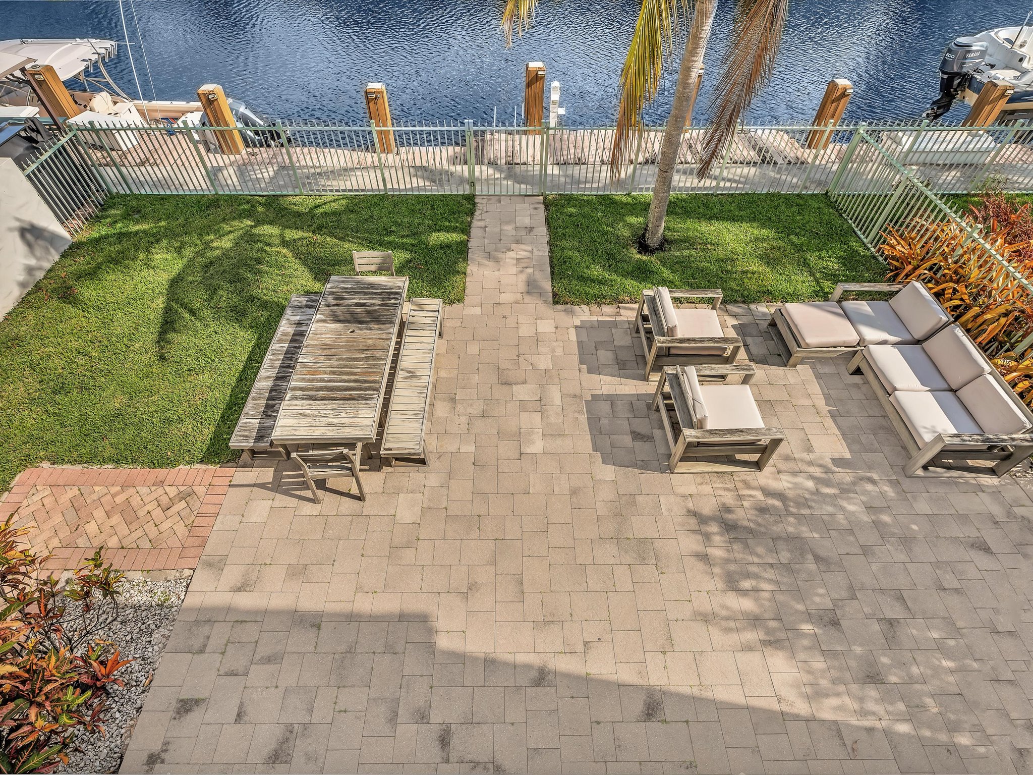 2901 Hidden Harbour Street Dania Beach FL 33312