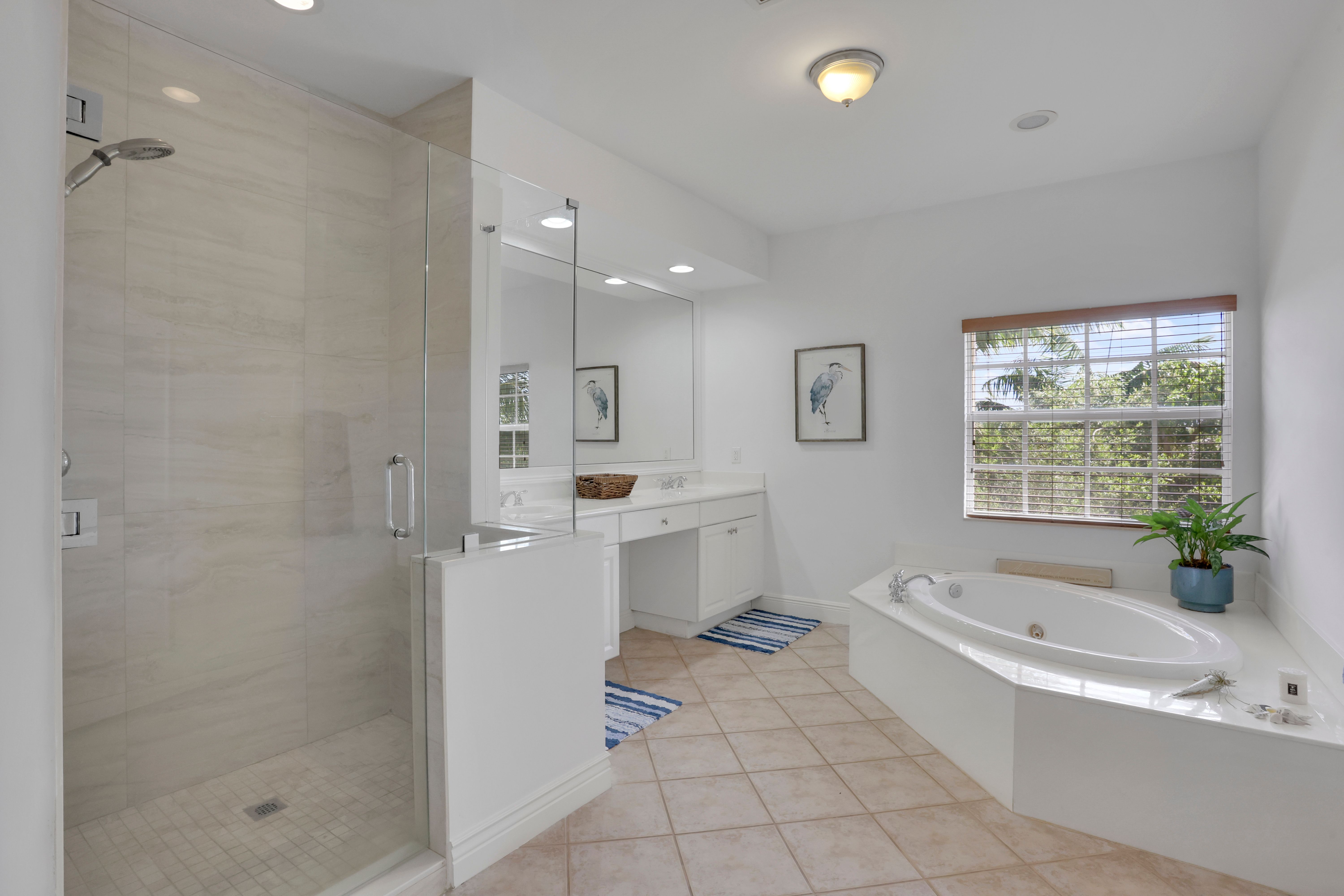 5660 NE Trieste Way Boca Raton FL 33487