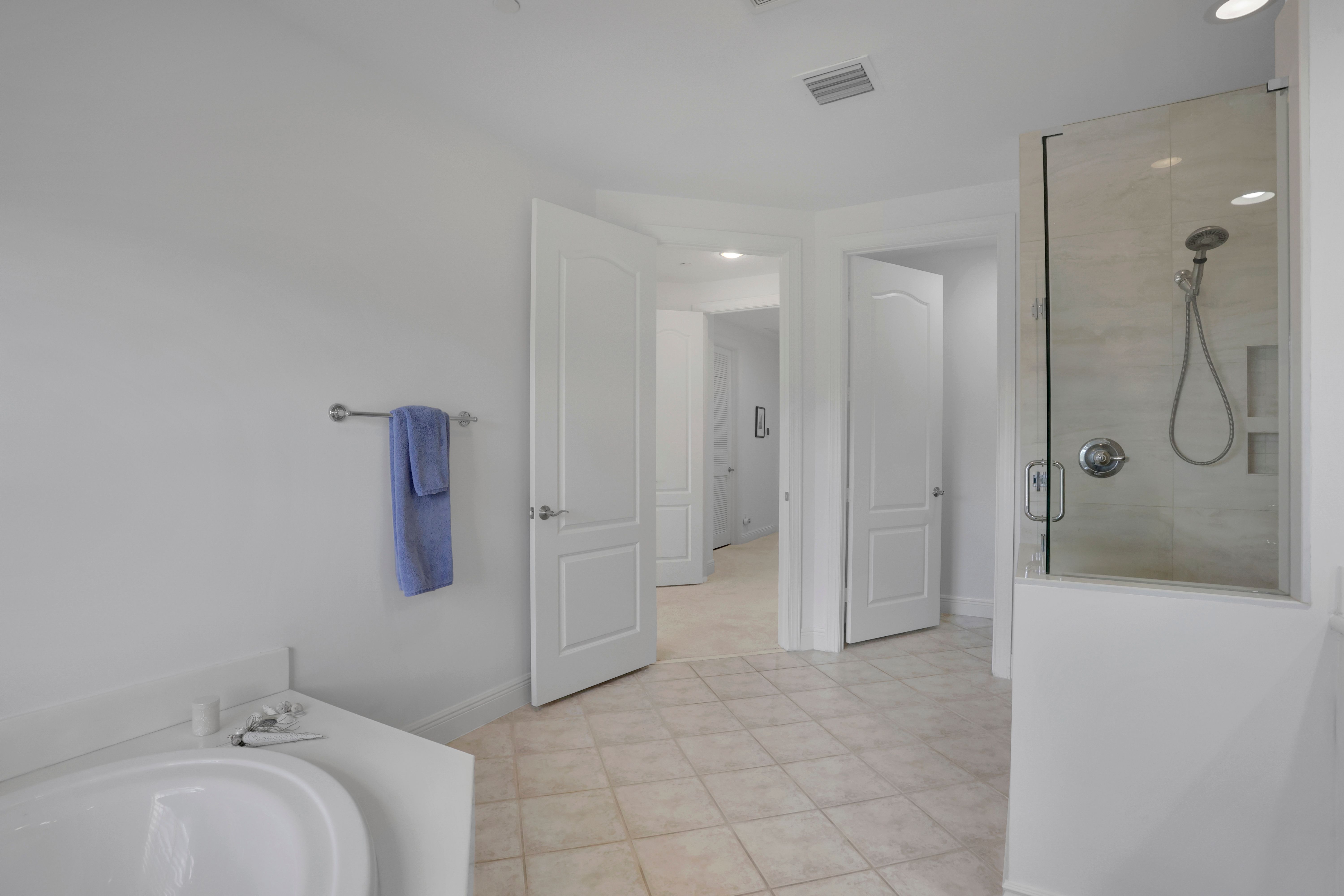 5660 NE Trieste Way Boca Raton FL 33487