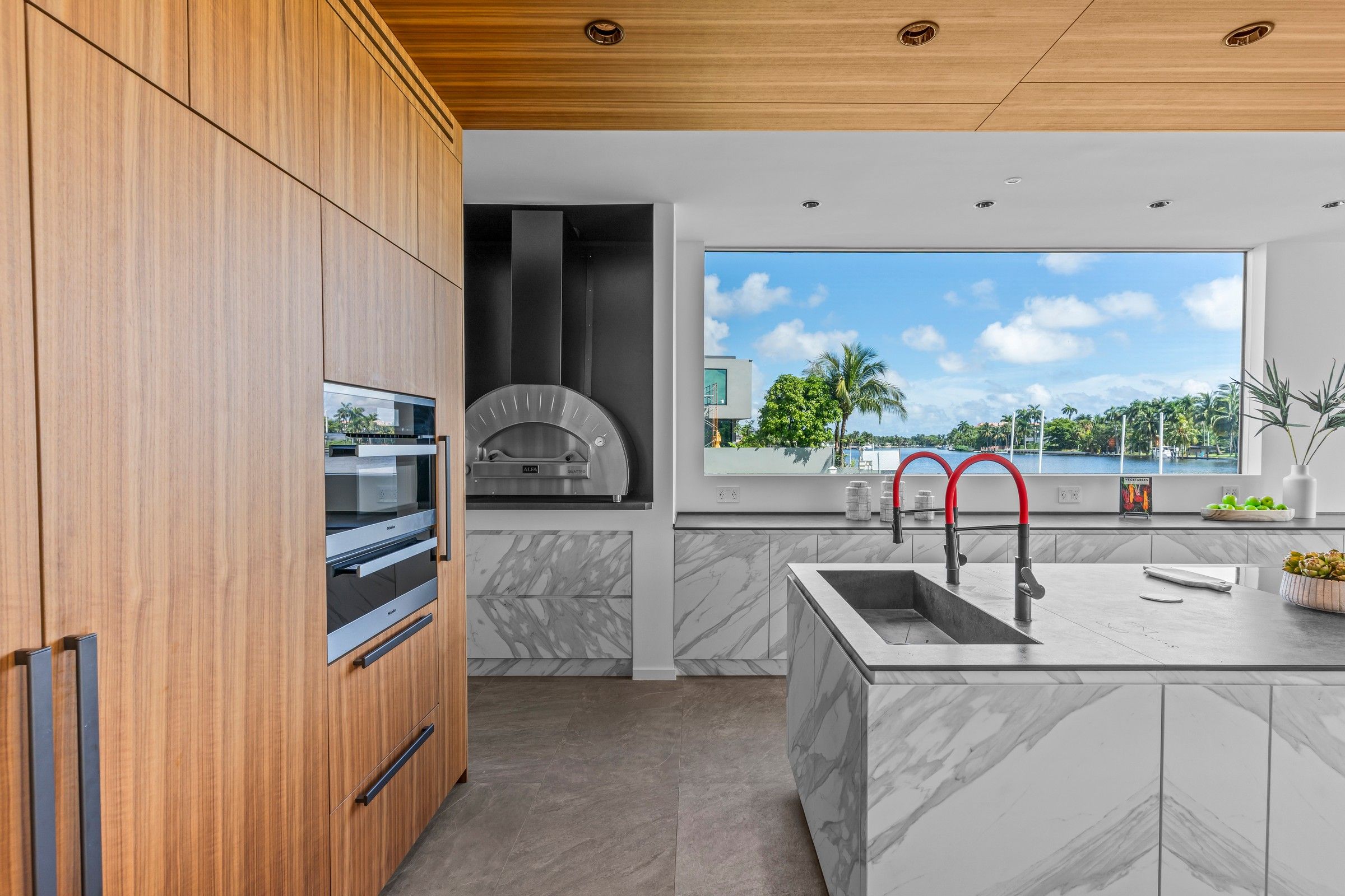 2131 NE 15th Street Fort Lauderdale FL 33304