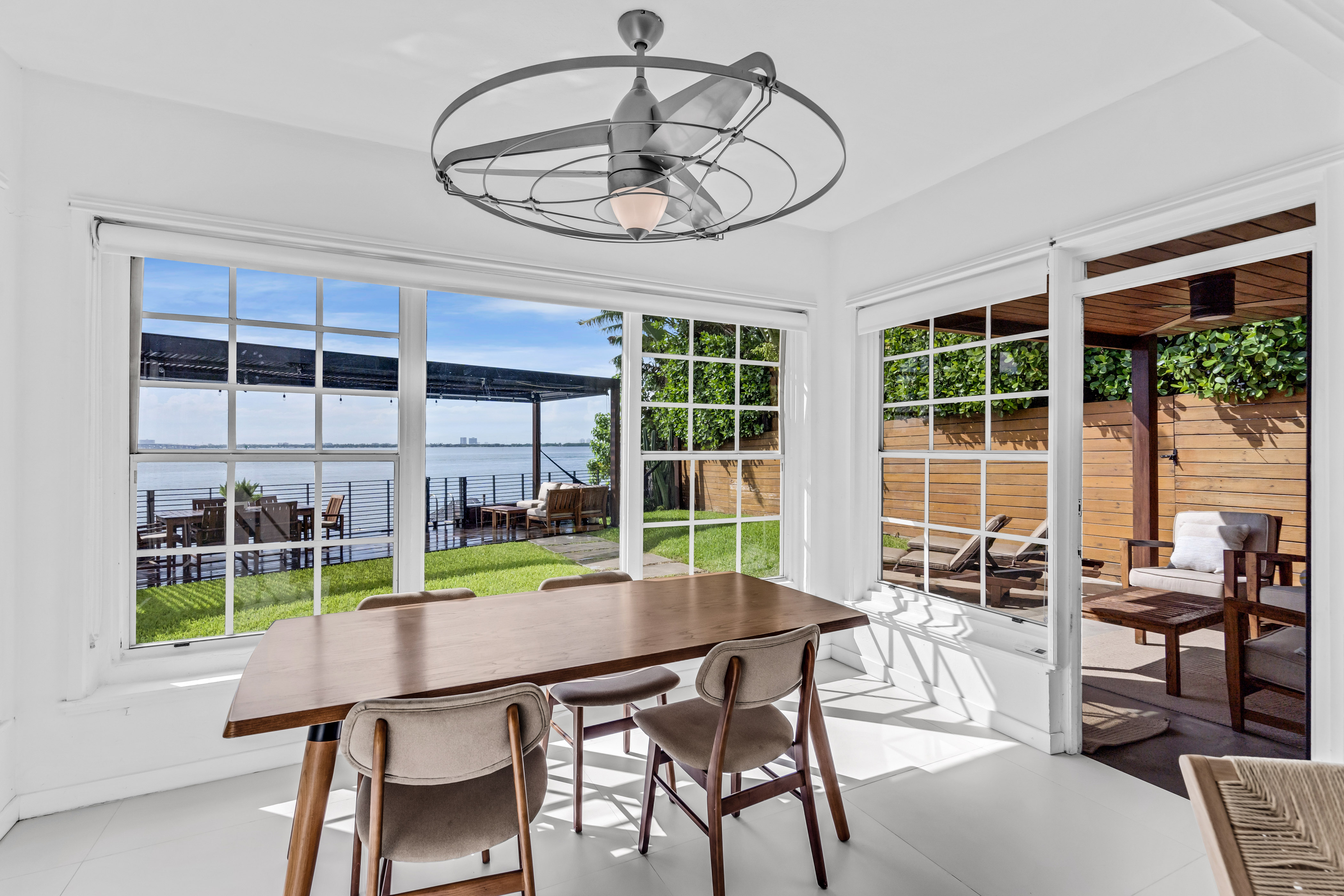 8 Century Lane Miami Beach FL 33139