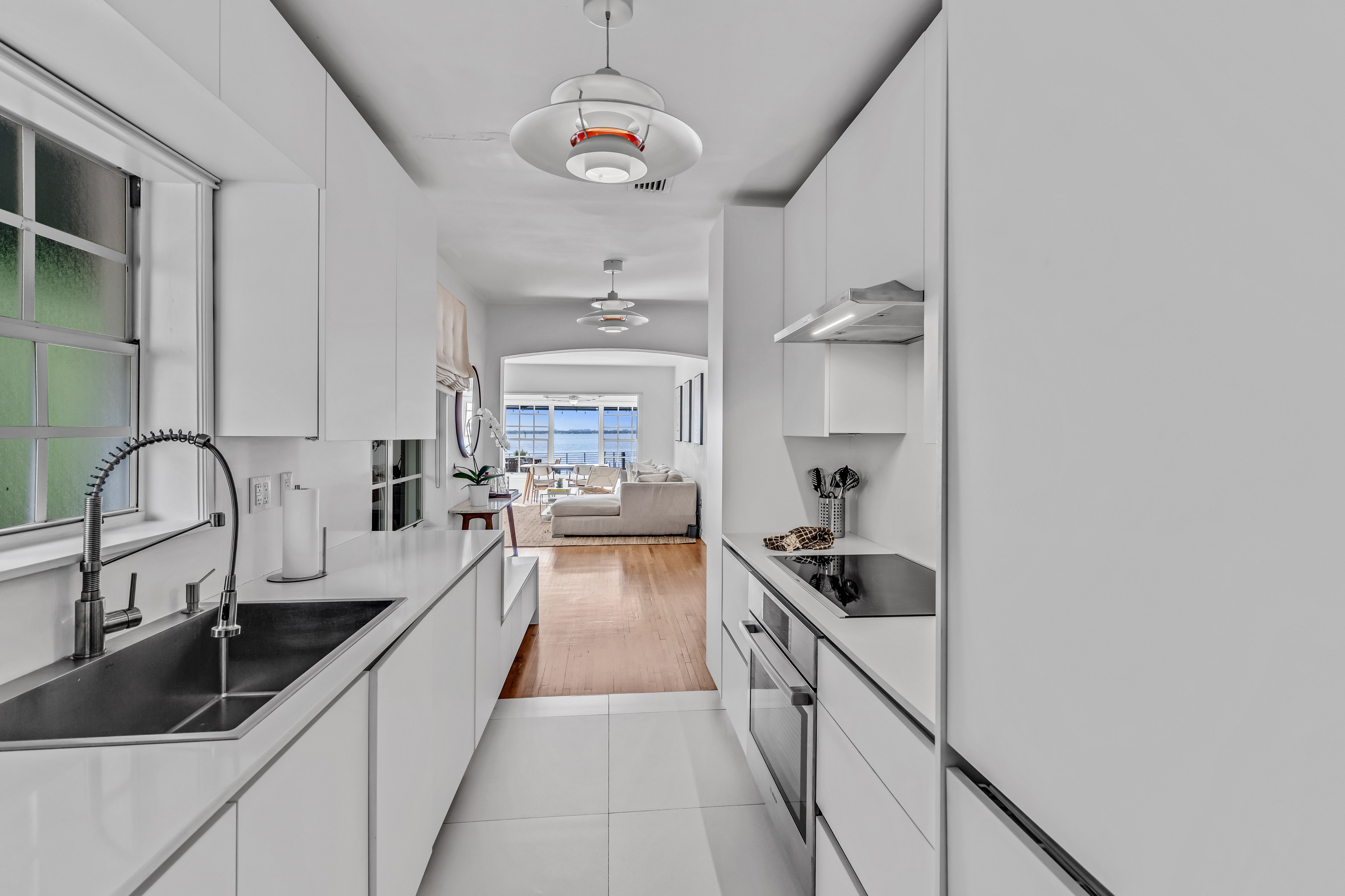 8 Century Lane Miami Beach FL 33139