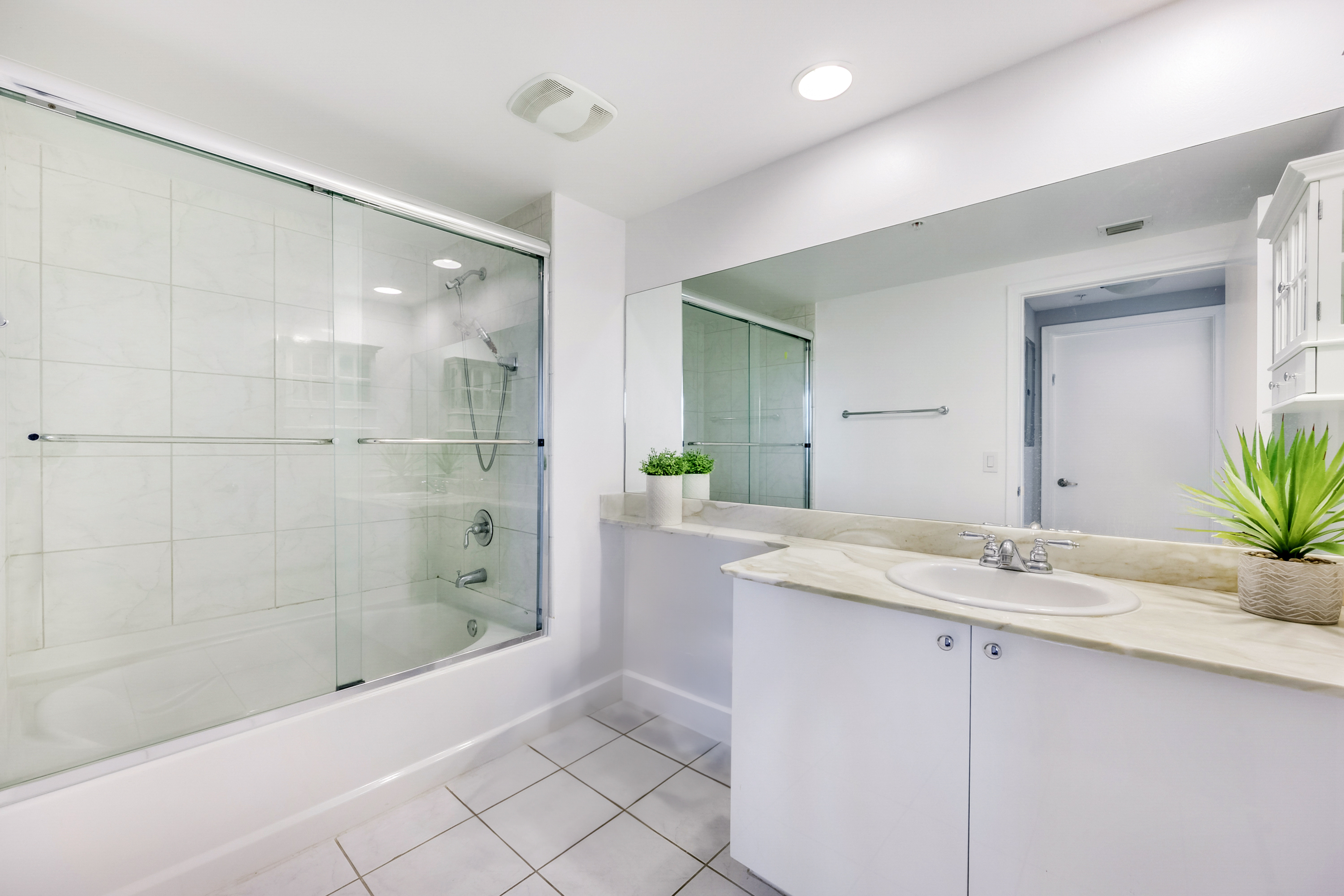 2775 NE 187th Street Aventura FL 33180