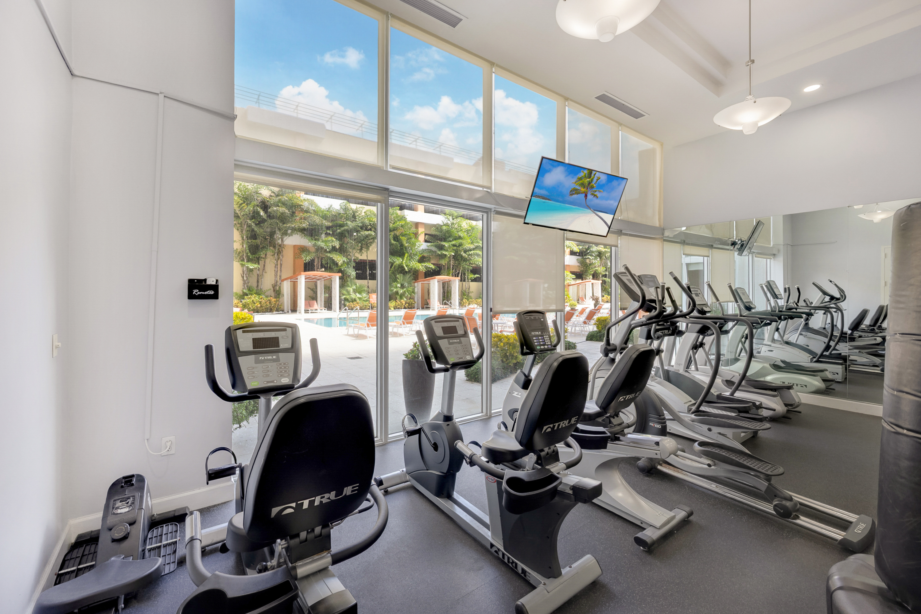 2775 NE 187th Street Aventura FL 33180