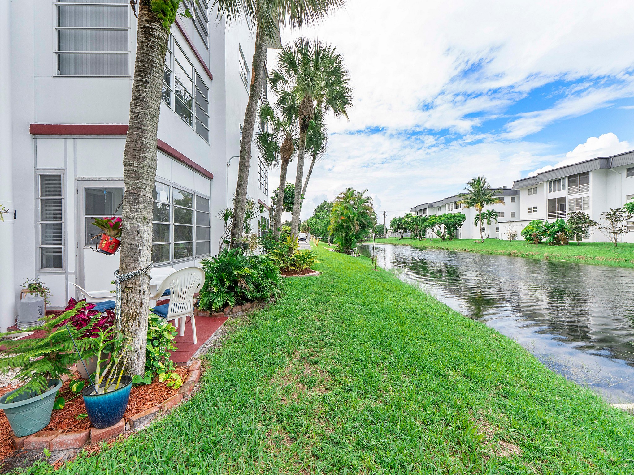 4851 NW 21st Street Lauderhill FL 33313
