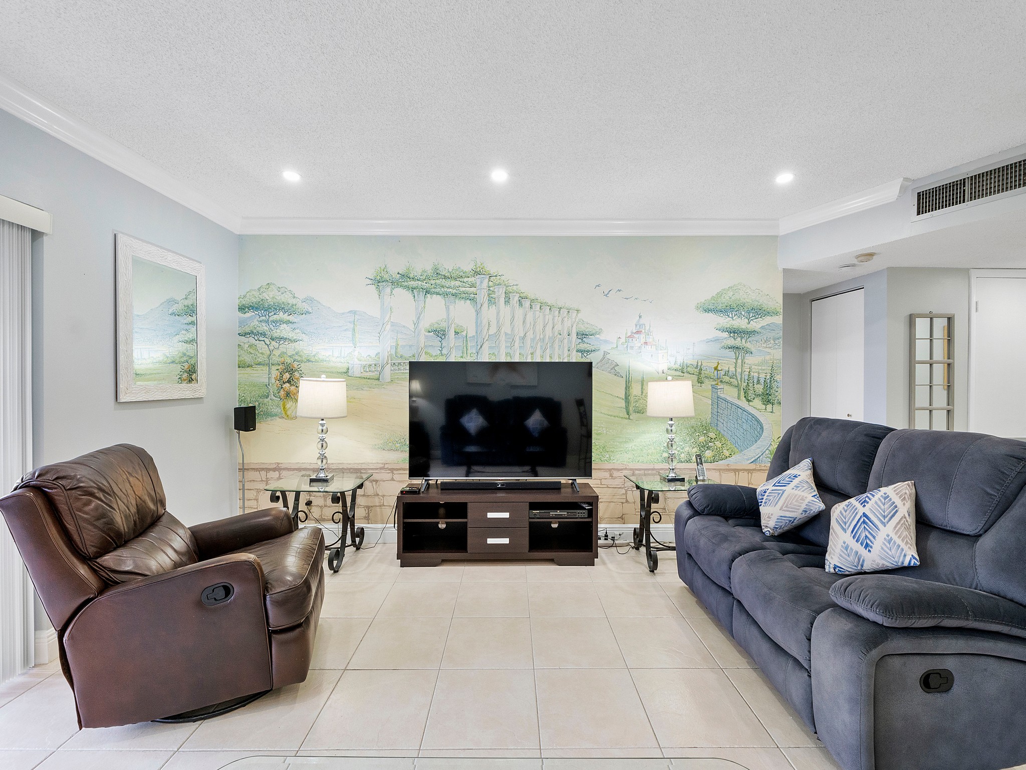 4851 NW 21st Street Lauderhill FL 33313