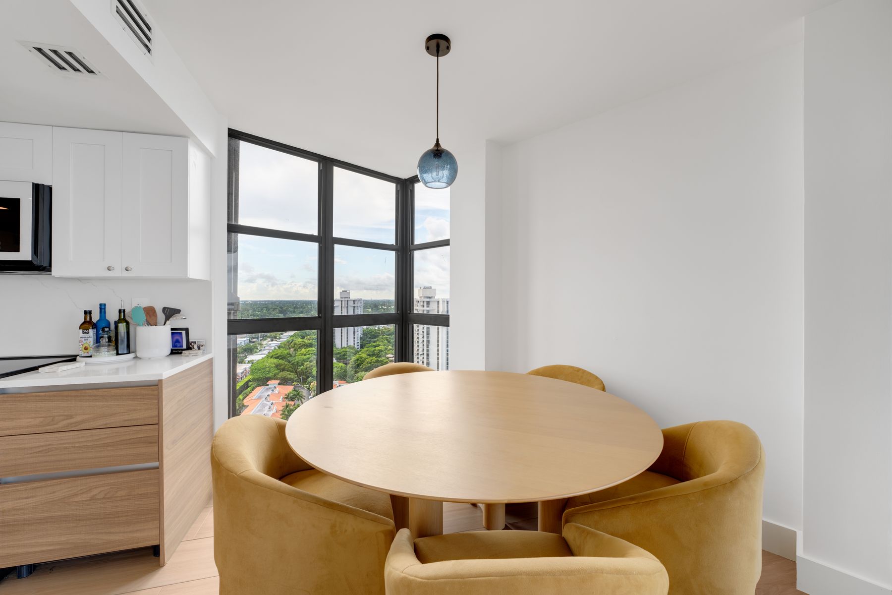 4000 Towerside Terrace Miami FL 33138