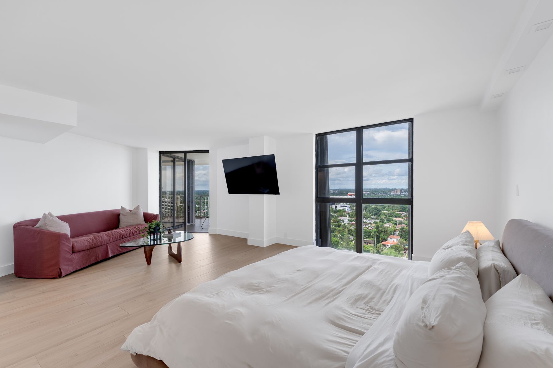 4000 Towerside Terrace Miami FL 33138