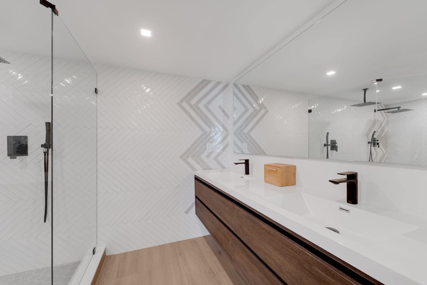 4000 Towerside Terrace Miami FL 33138