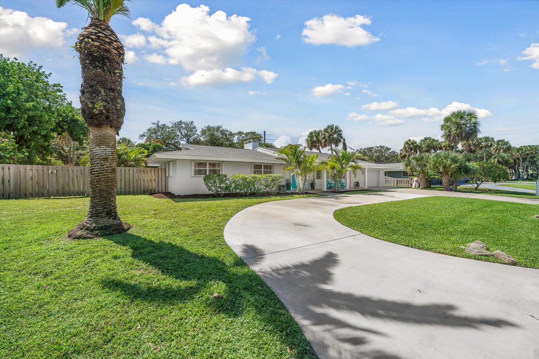 585 Bahama Drive Indialantic FL 32903