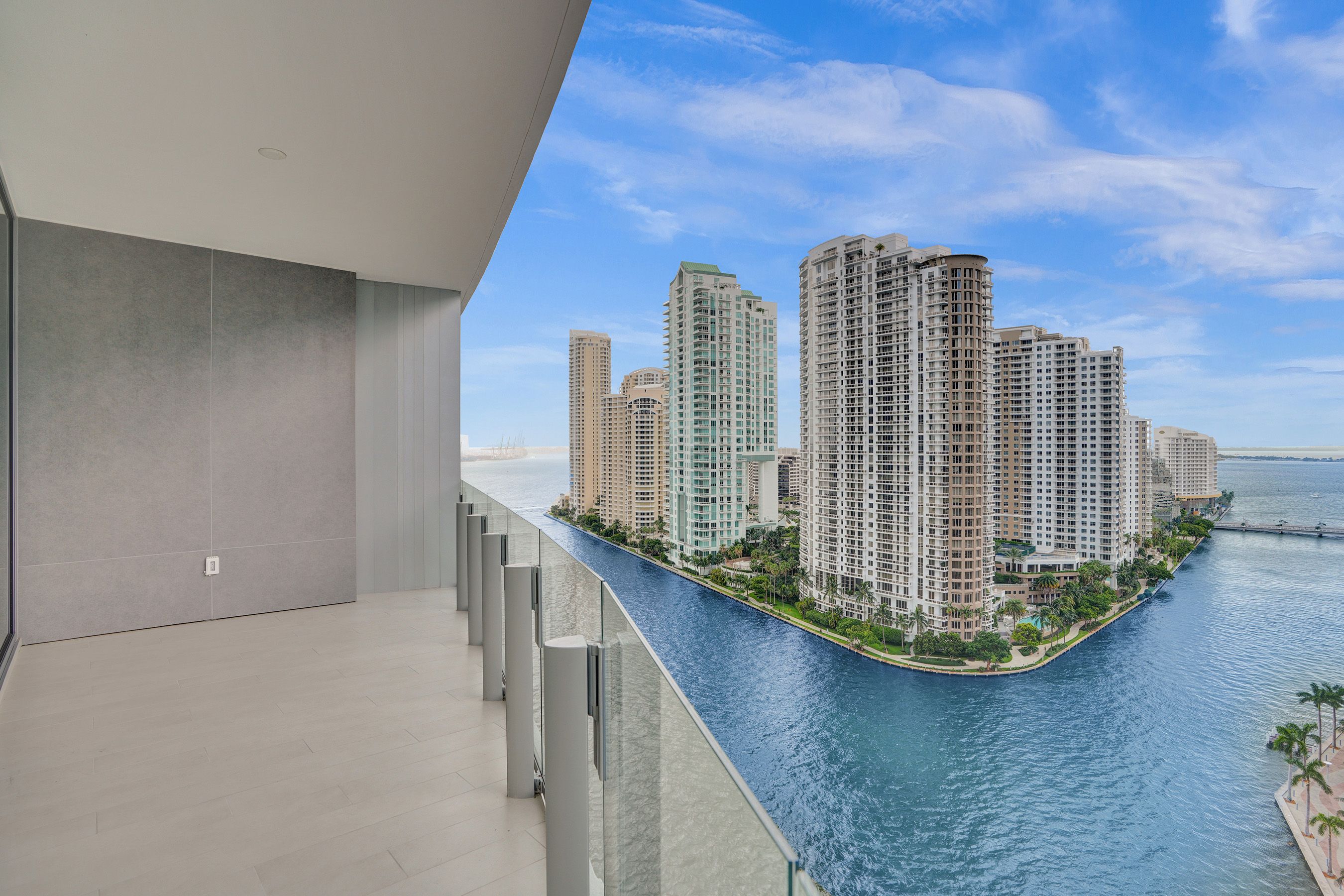 300 Biscayne Boulevard Way Miami FL 33131