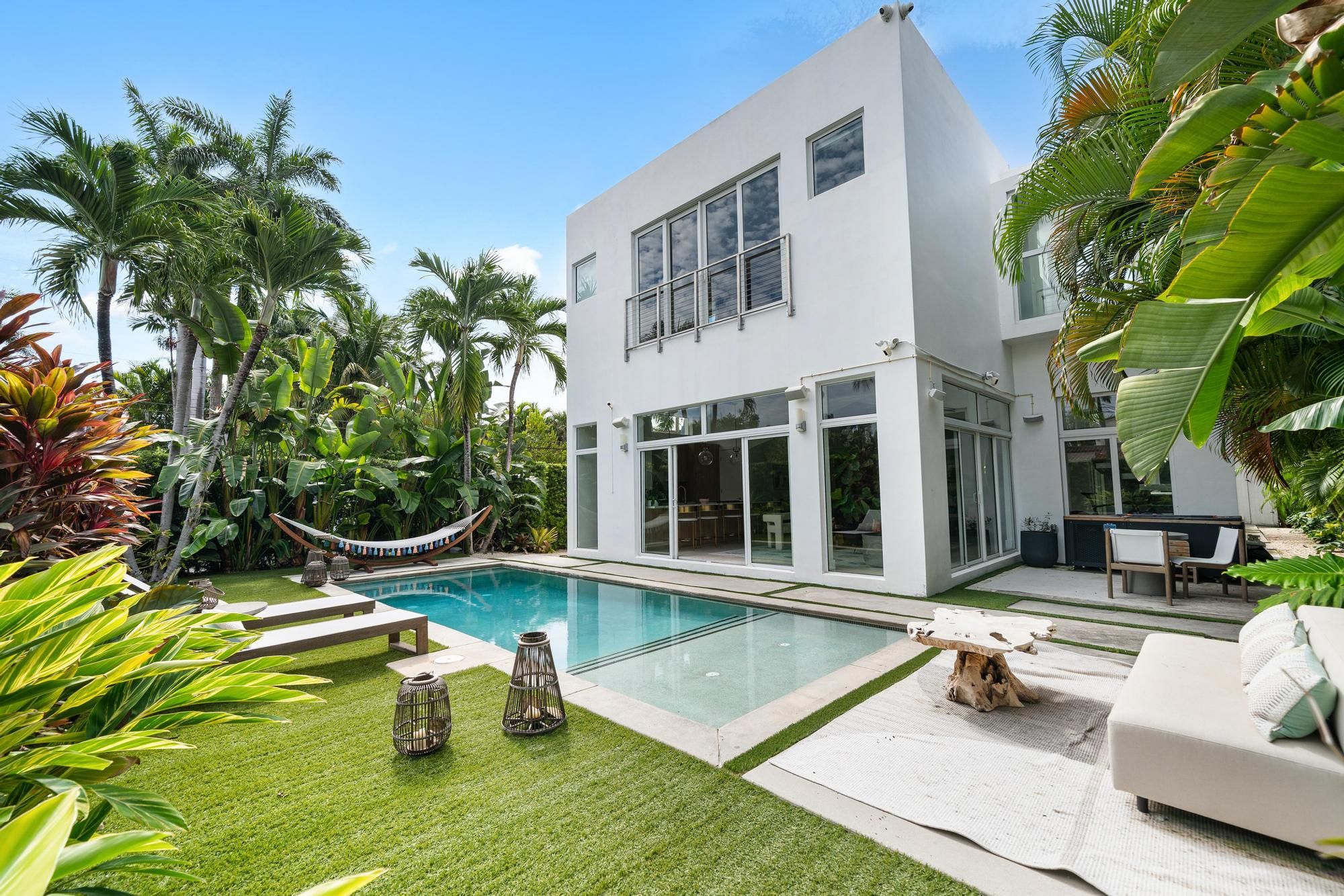 520 E Dilido Drive Miami Beach FL 33139