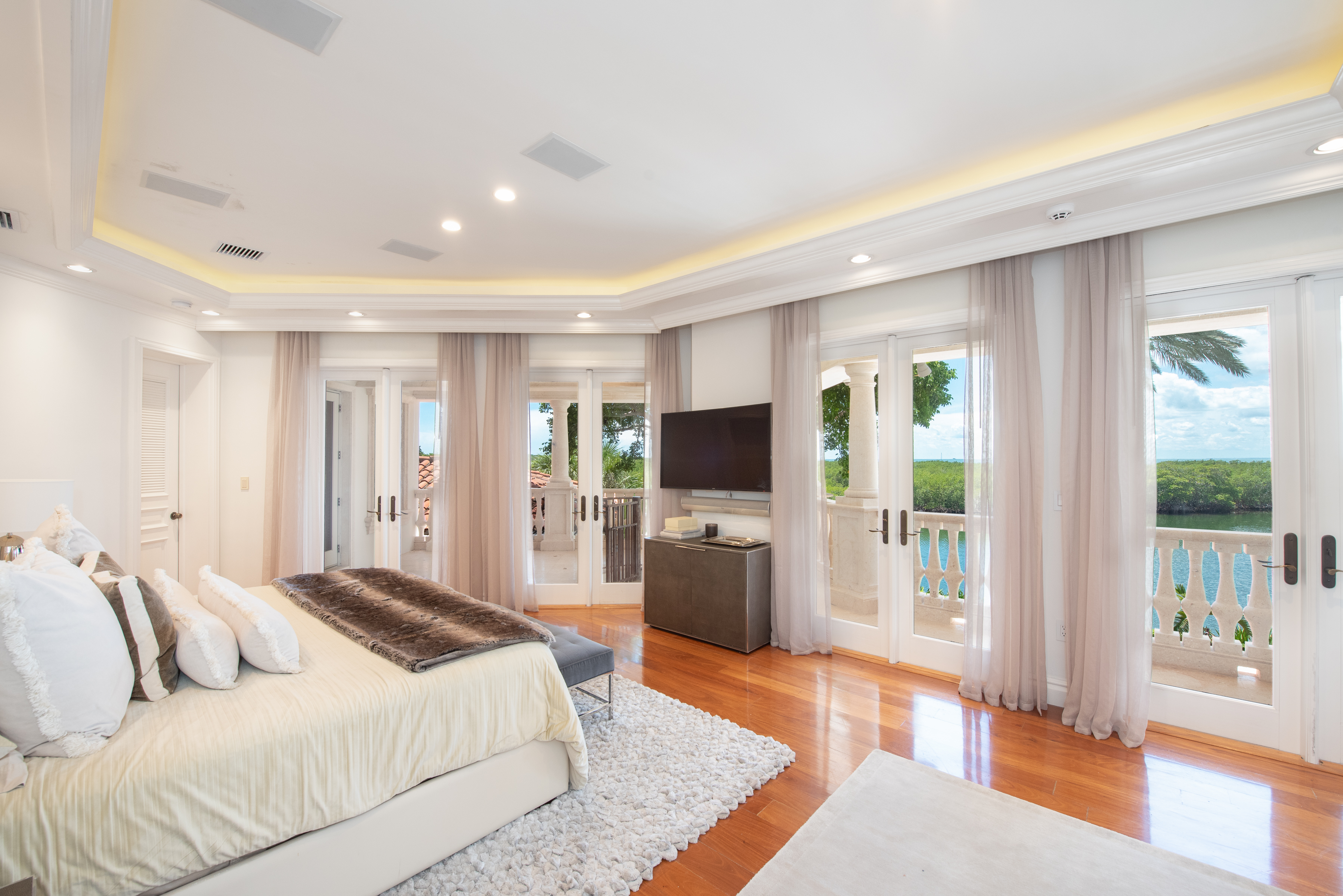 260 Cape Florida Drive Key Biscayne FL 33149