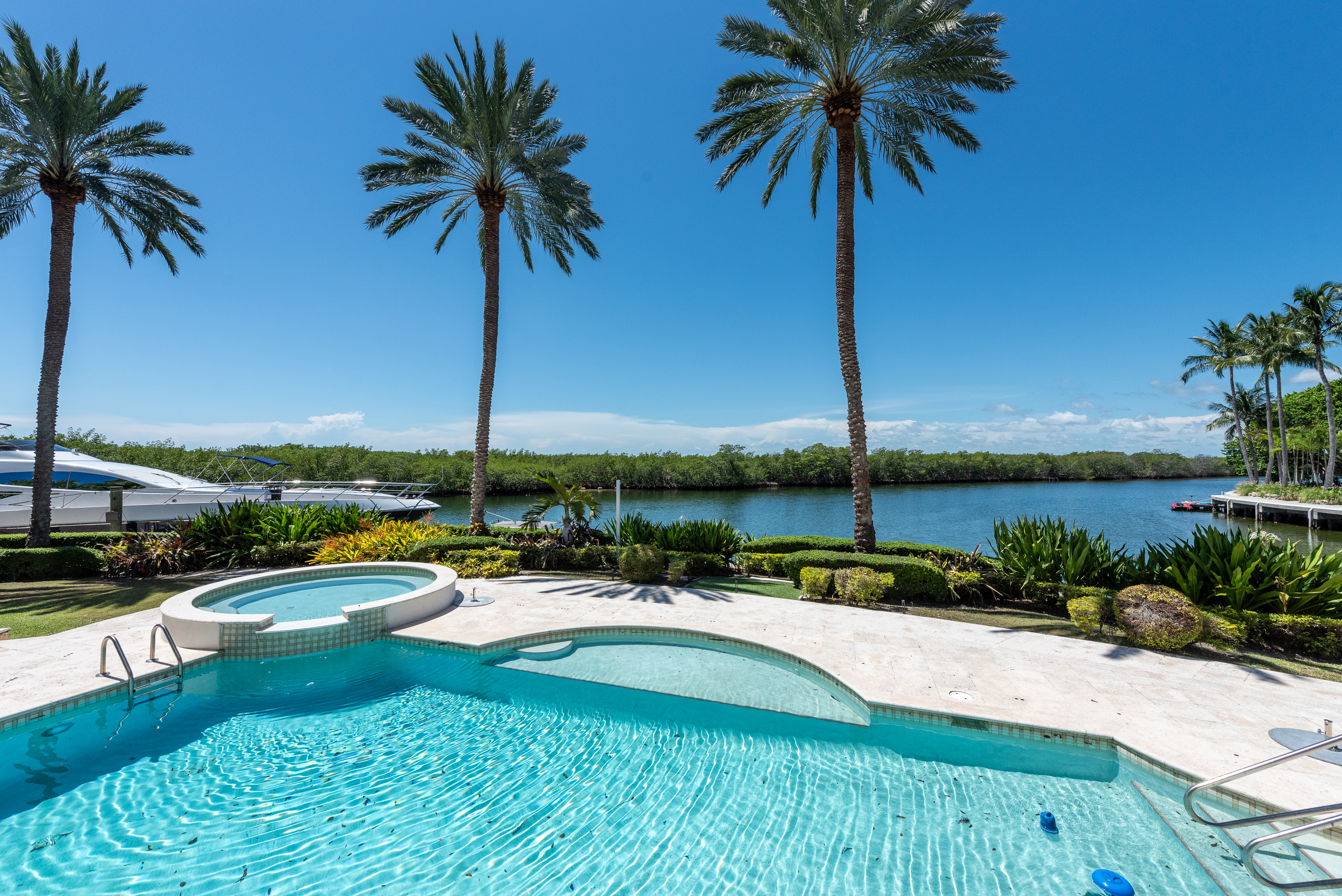 260 Cape Florida Drive Key Biscayne FL 33149