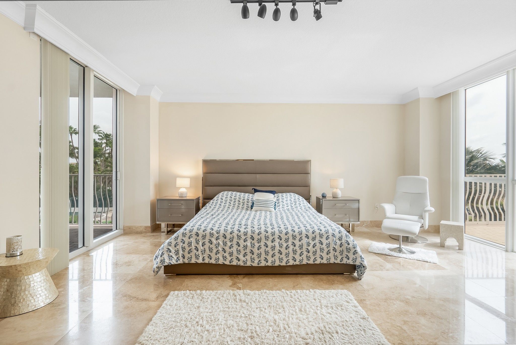 1460 S Ocean Boulevard Lauderdale By The Sea FL 33062