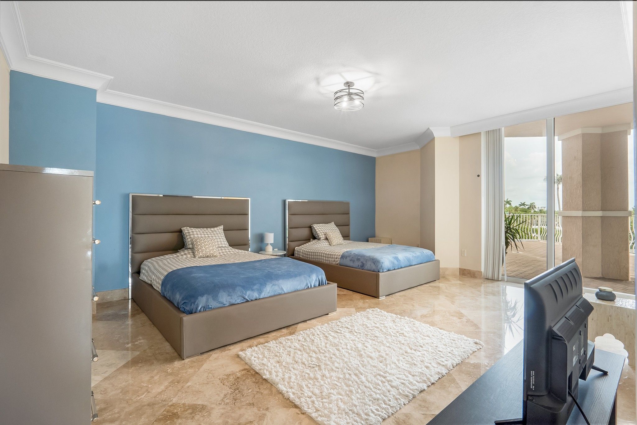 1460 S Ocean Boulevard Lauderdale By The Sea FL 33062
