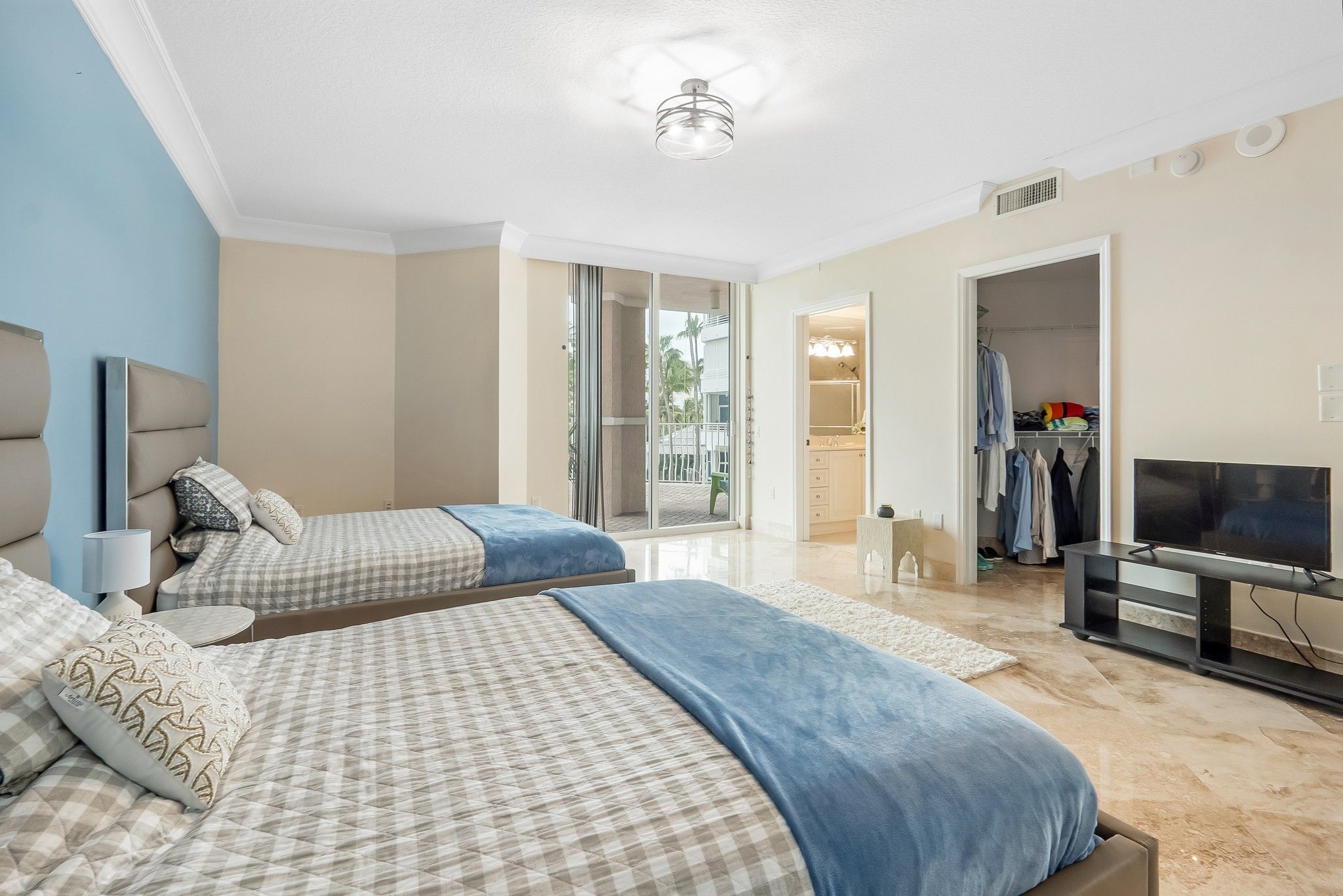 1460 S Ocean Boulevard Lauderdale By The Sea FL 33062