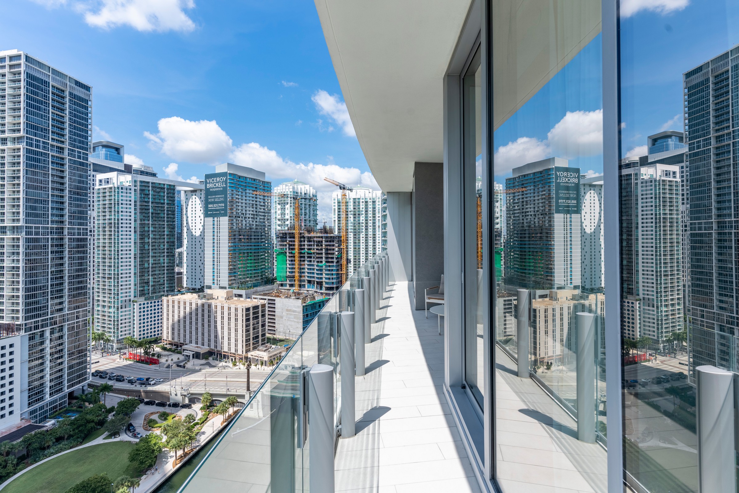 300 Biscayne Blvd Way Miami FL 33131