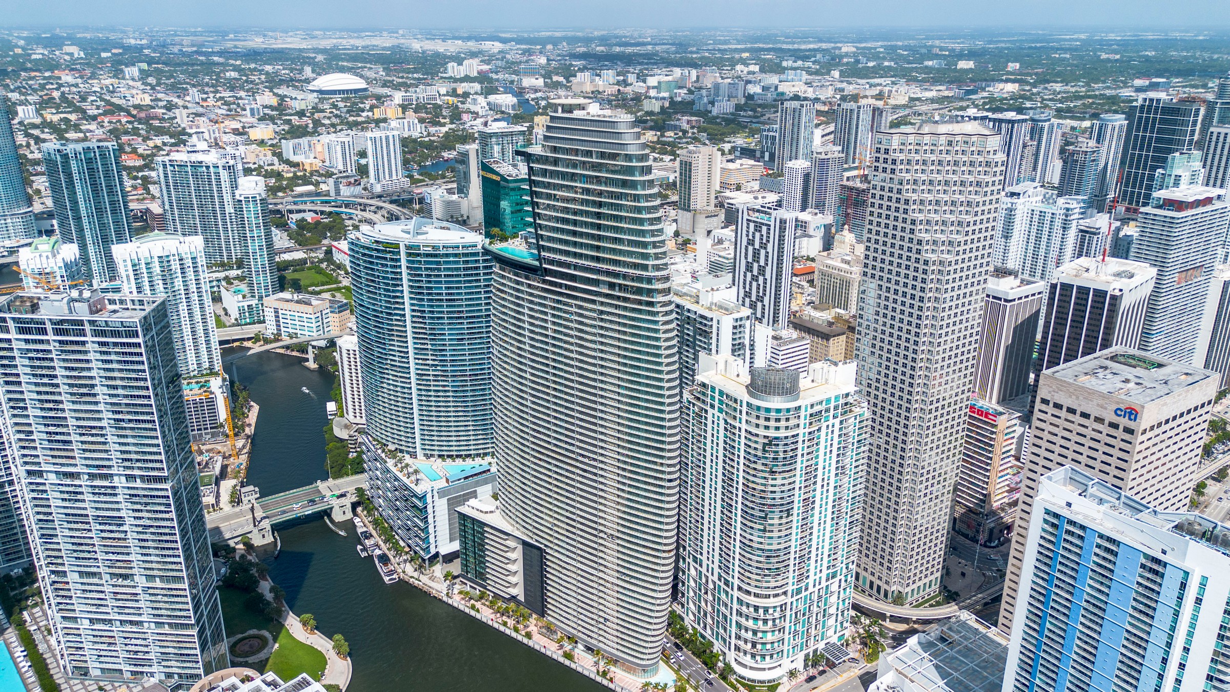 300 Biscayne Blvd Way Miami FL 33131