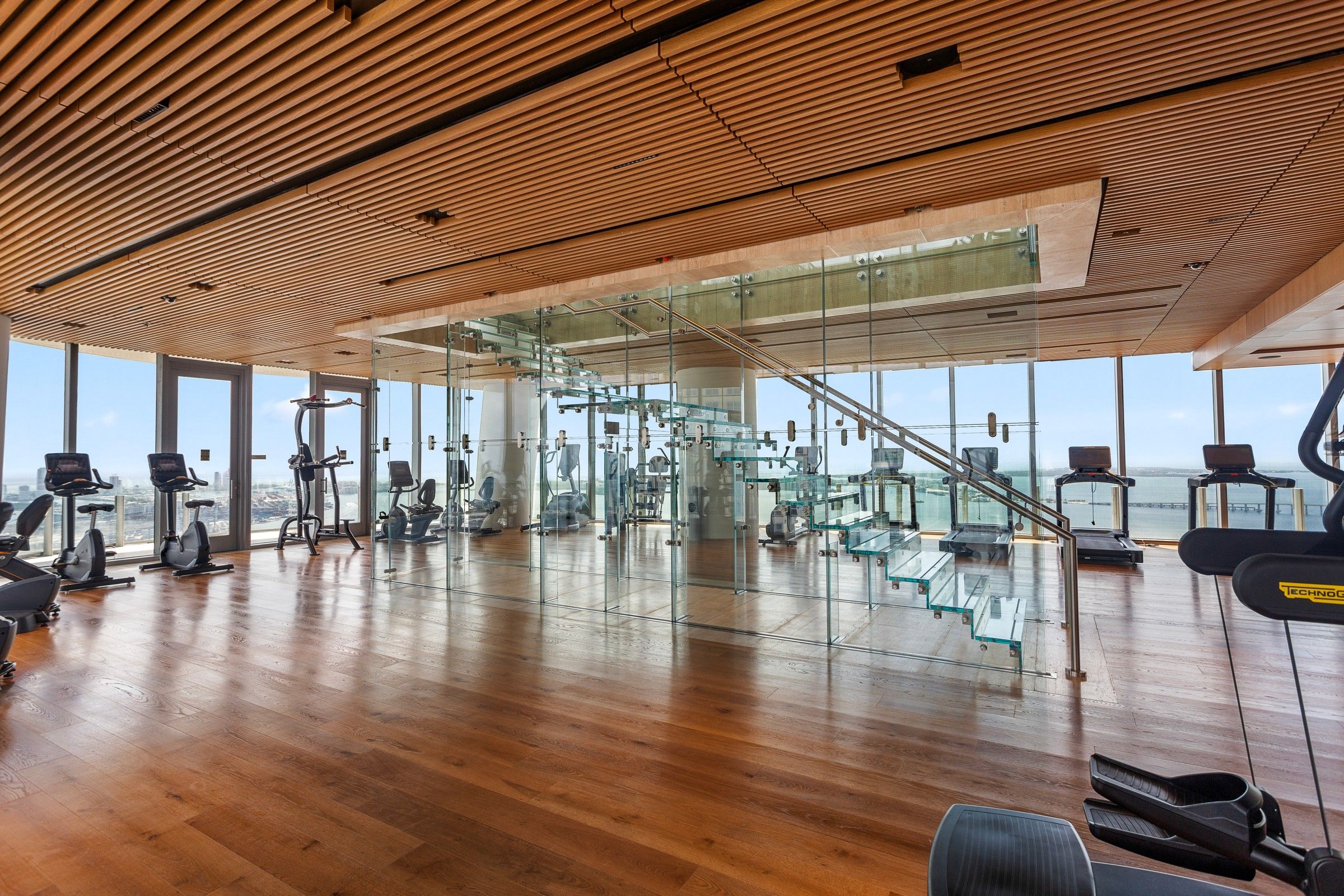 300 Biscayne Blvd Way Miami FL 33131
