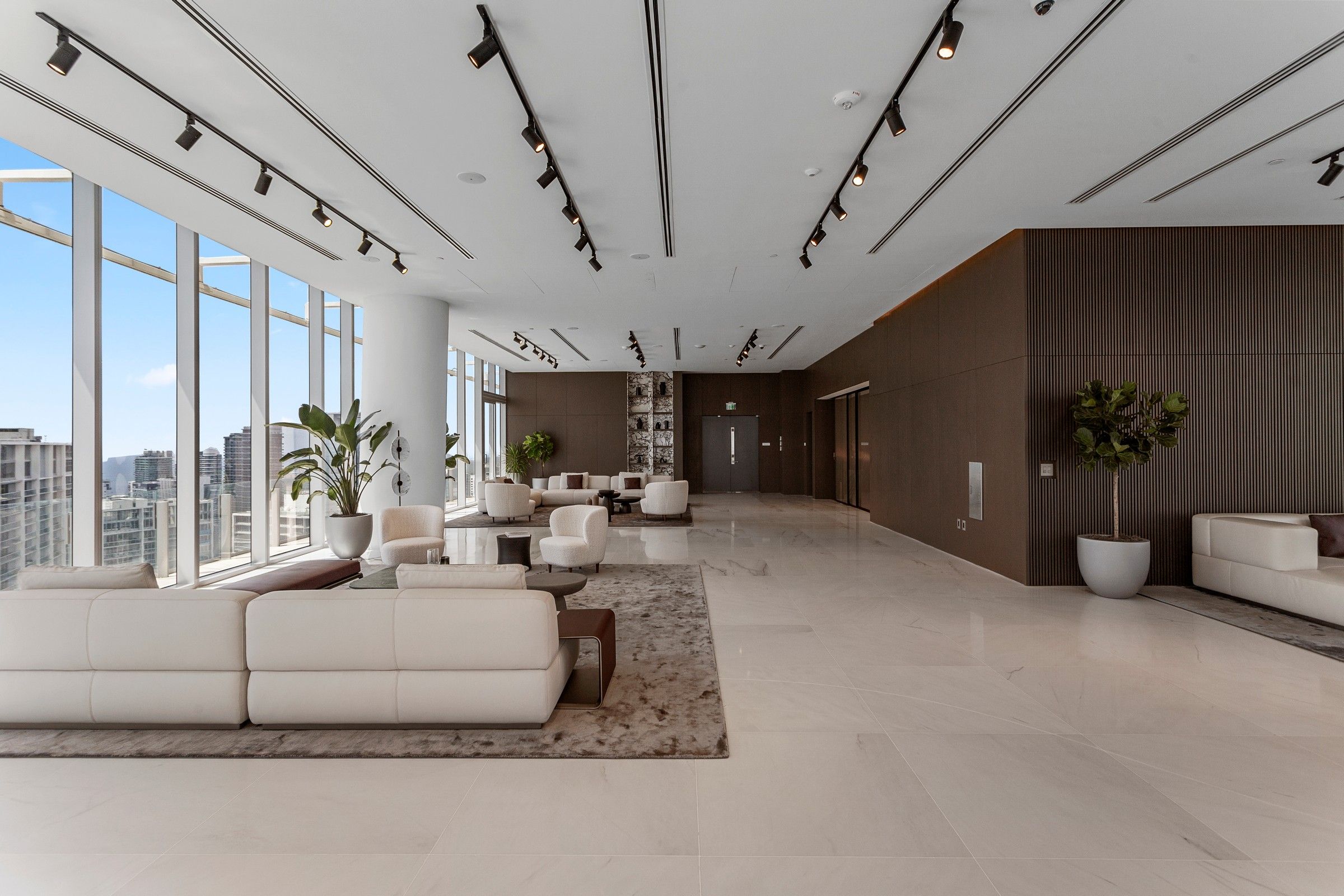 300 Biscayne Blvd Way Miami FL 33131