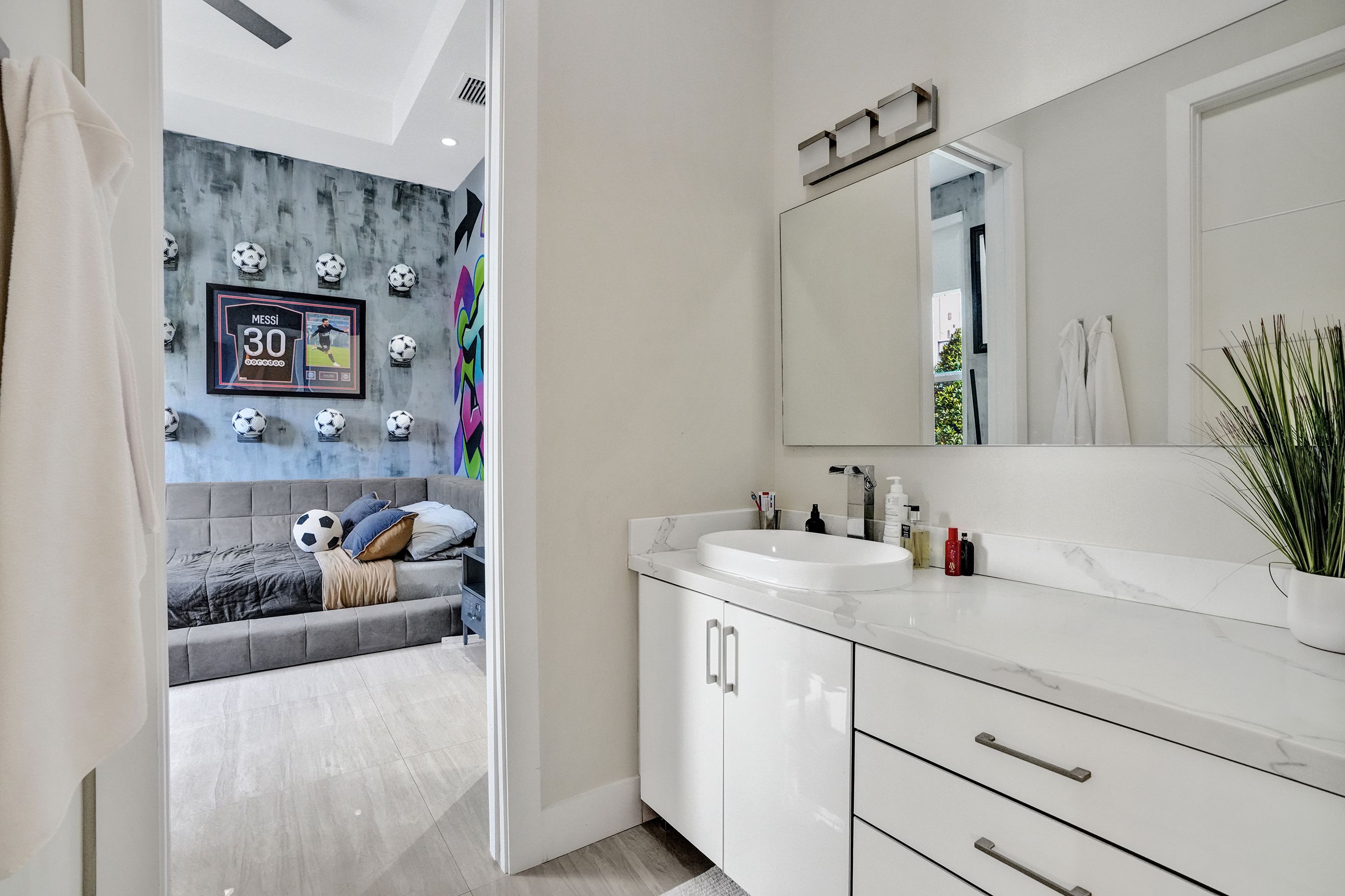 411 NW 125th Avenue Miami FL 33182