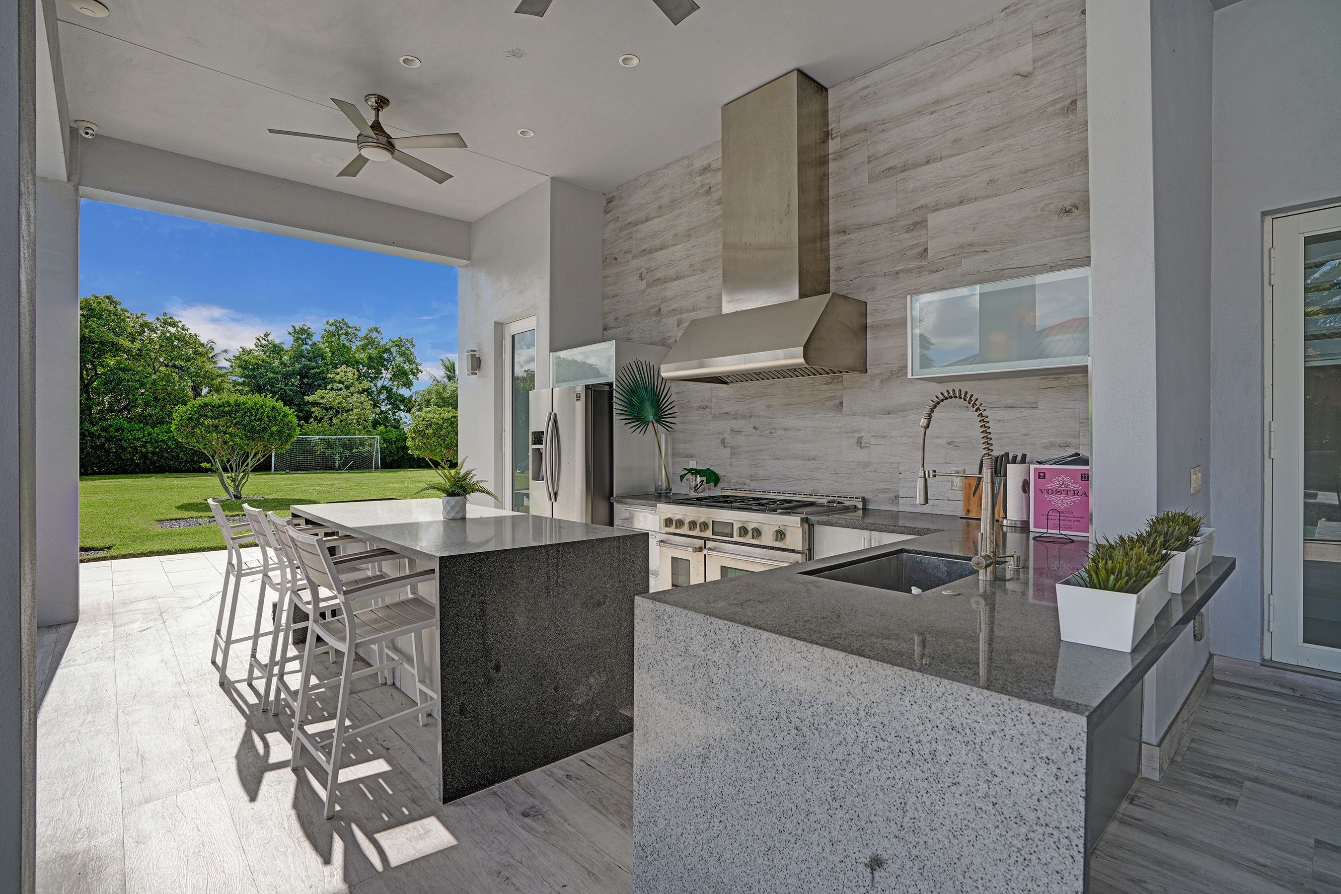 411 NW 125th Avenue Miami FL 33182