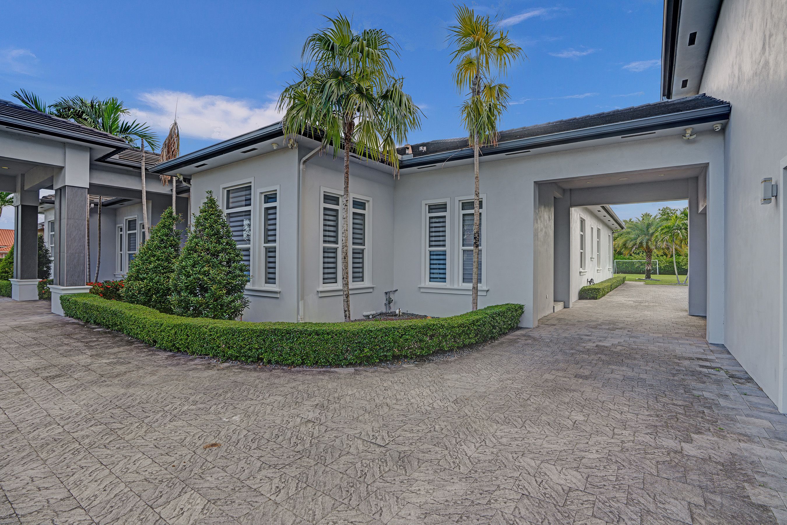 411 NW 125th Avenue Miami FL 33182
