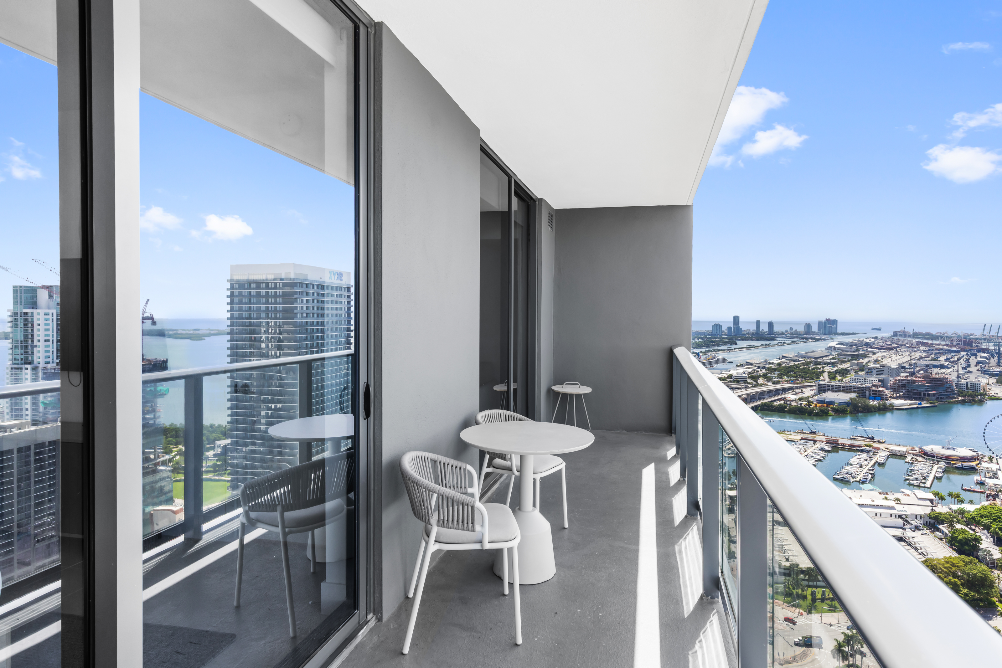 601 NE 1st Avenue Miami FL 33132
